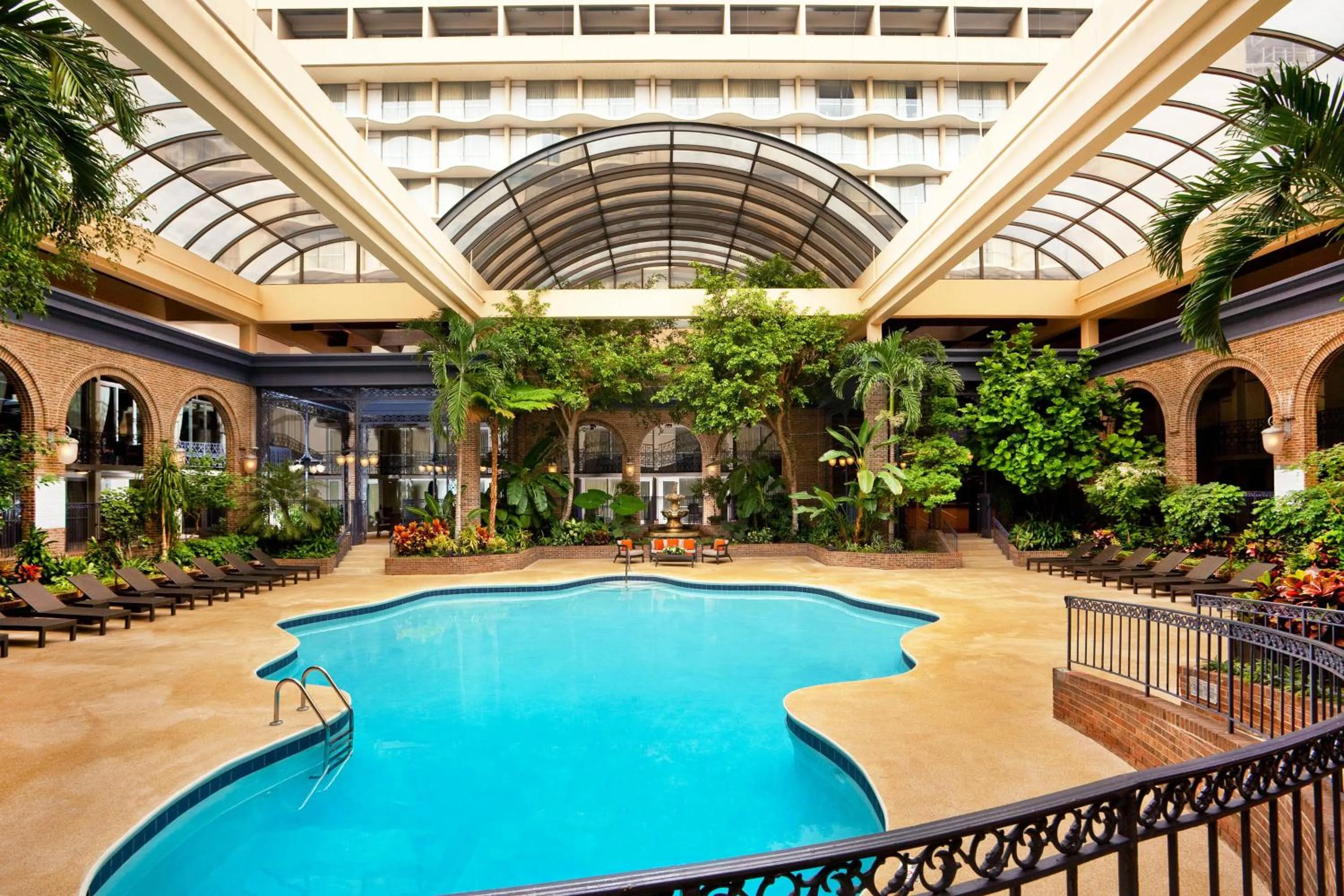 Swimming pool in Courtland Grand Hotel, Trademark Collection by Wyndham