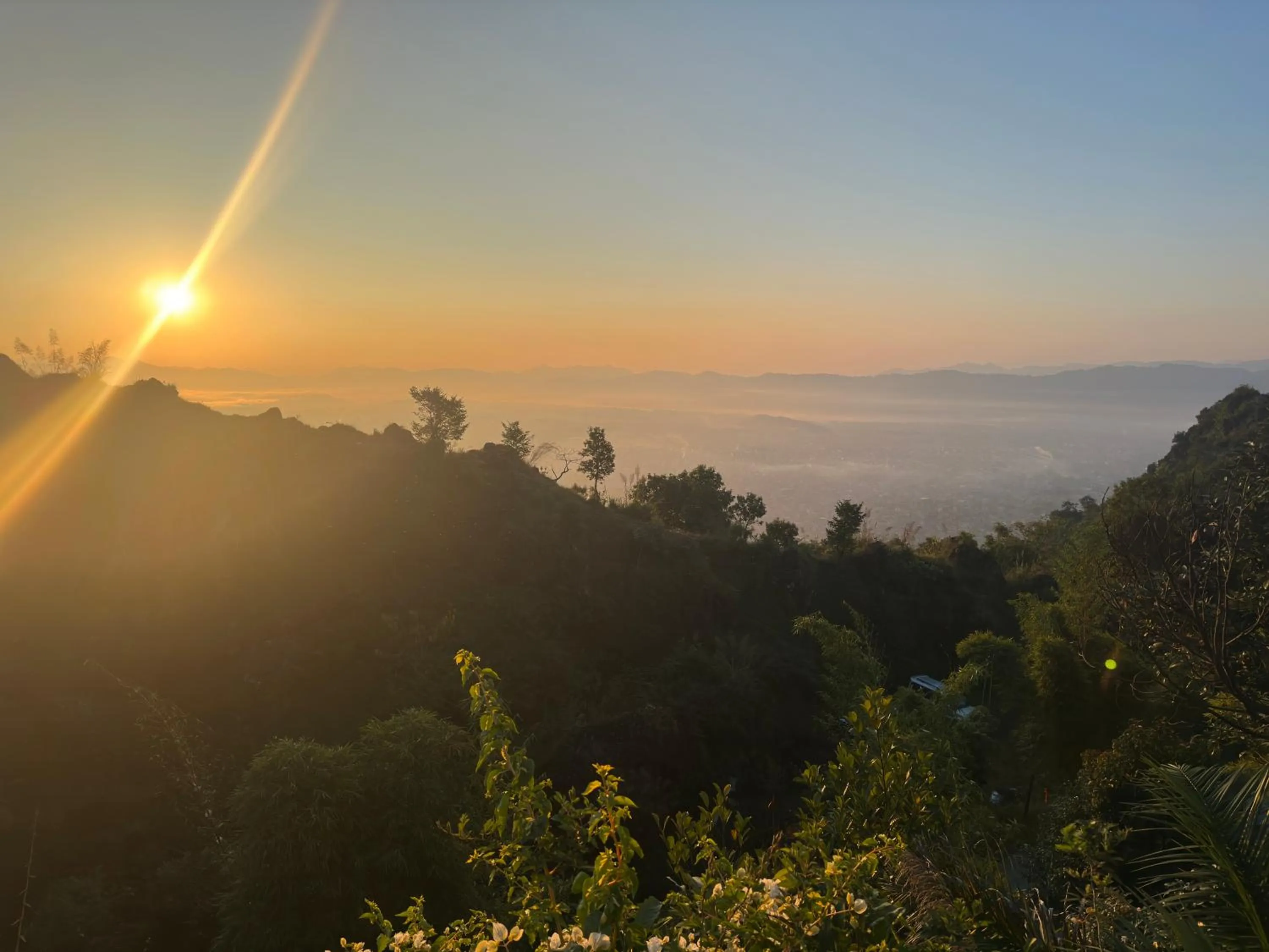 Sunrise in Rock Garden Resort