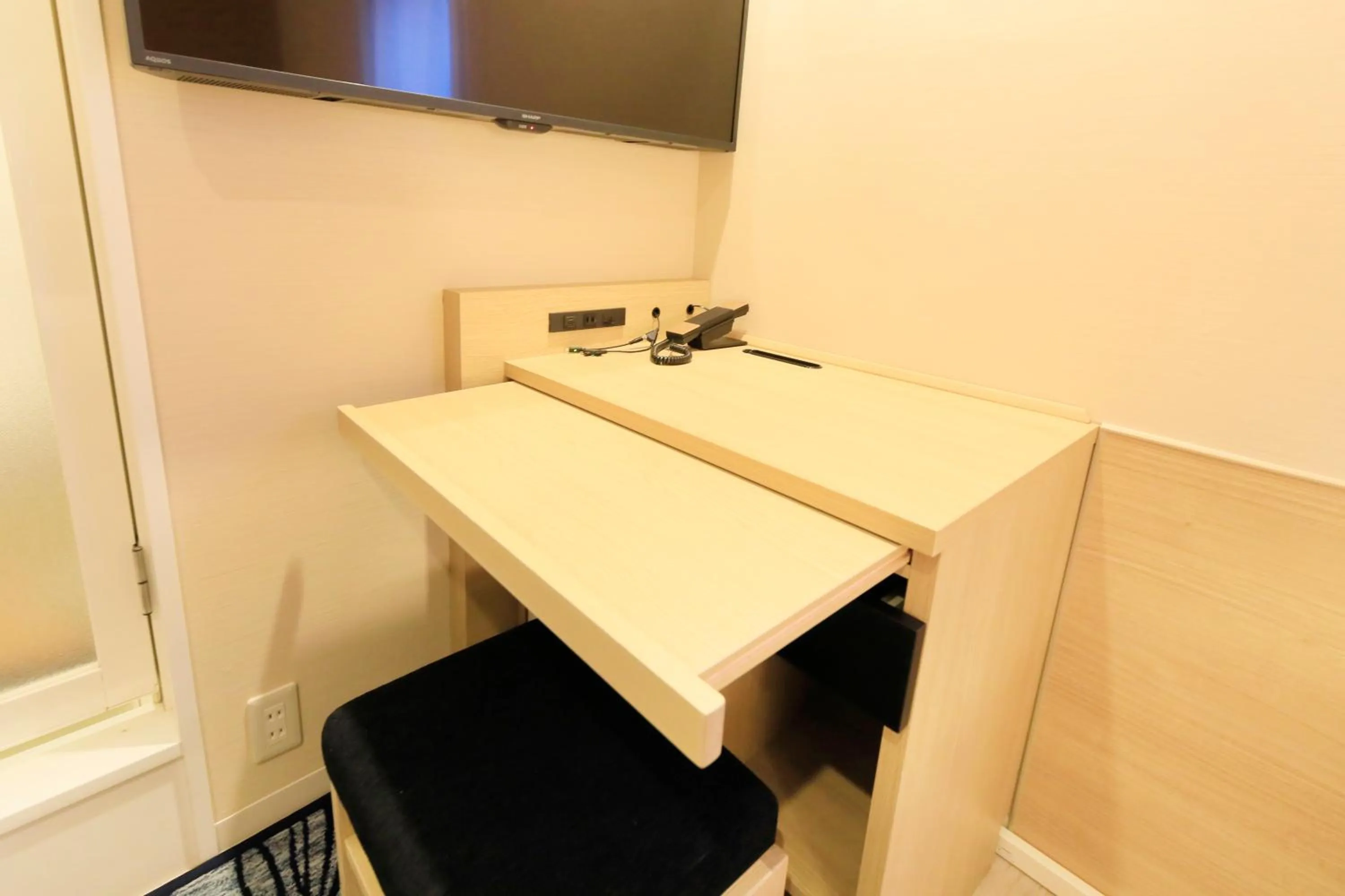 Photo of the whole room in Hotel Nihonbashi Saibo