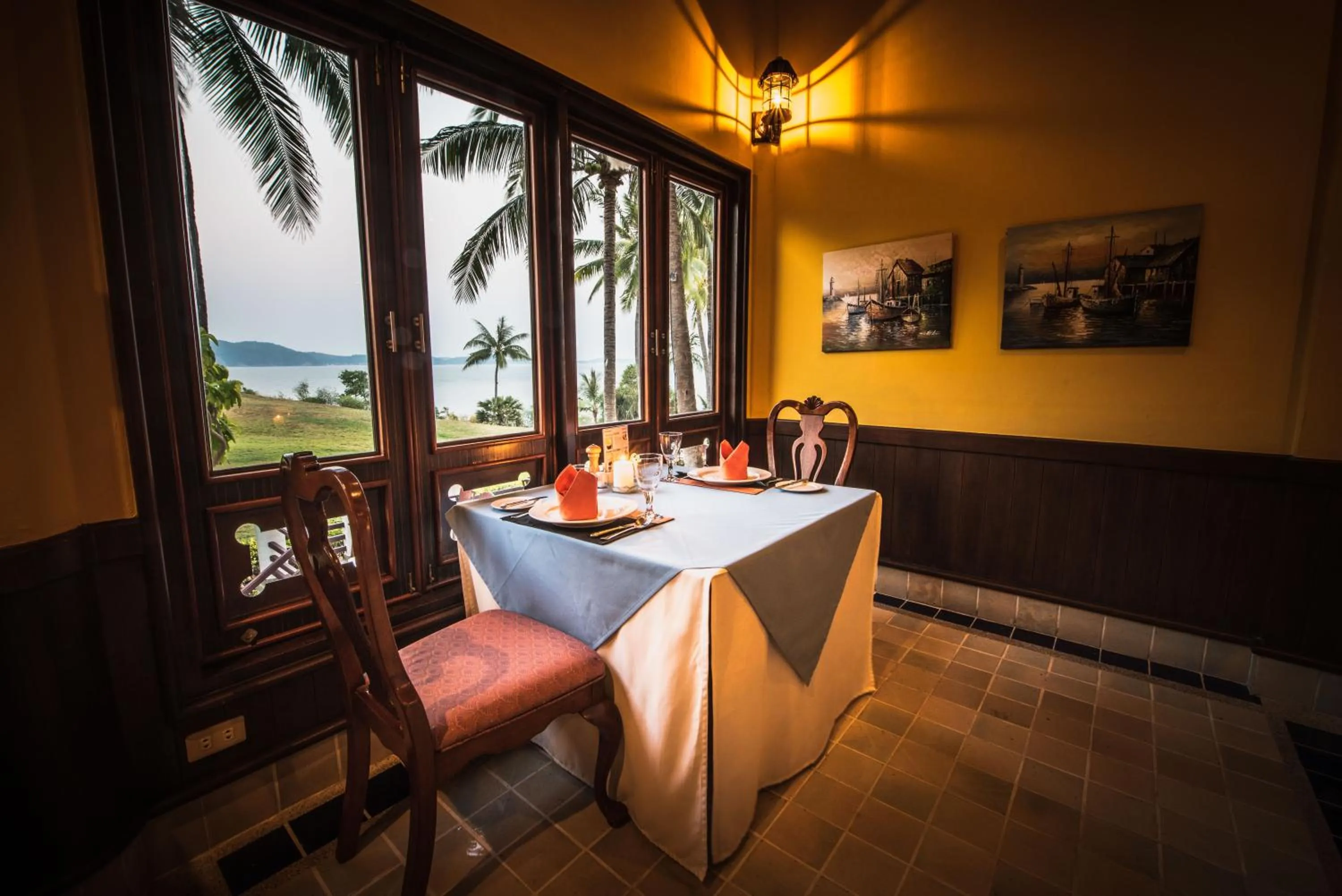 Rayong Resort Hotel โรงแรมระยองรีสอร์ท