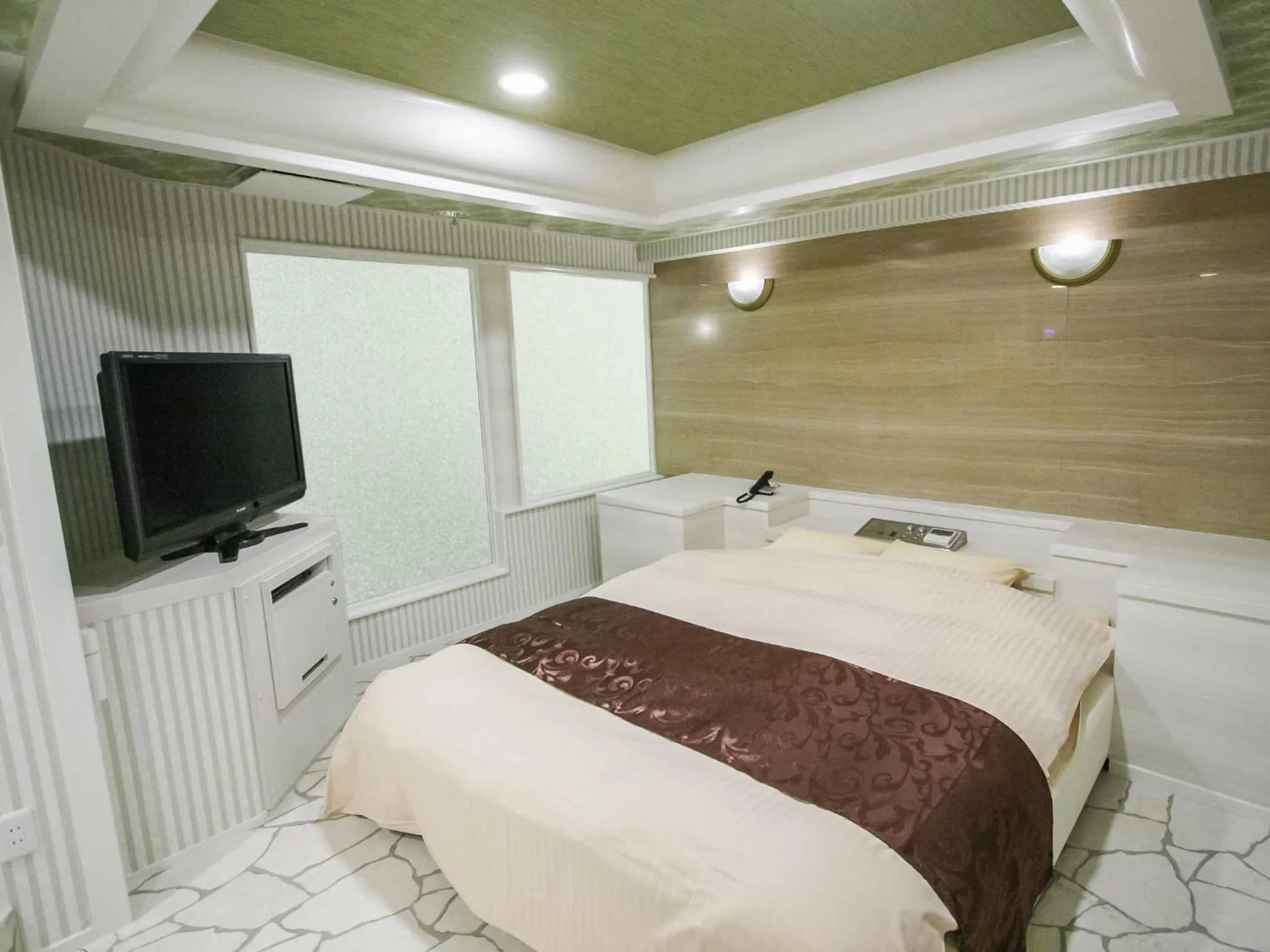 Bed in Hotel Rose (Adult Only)