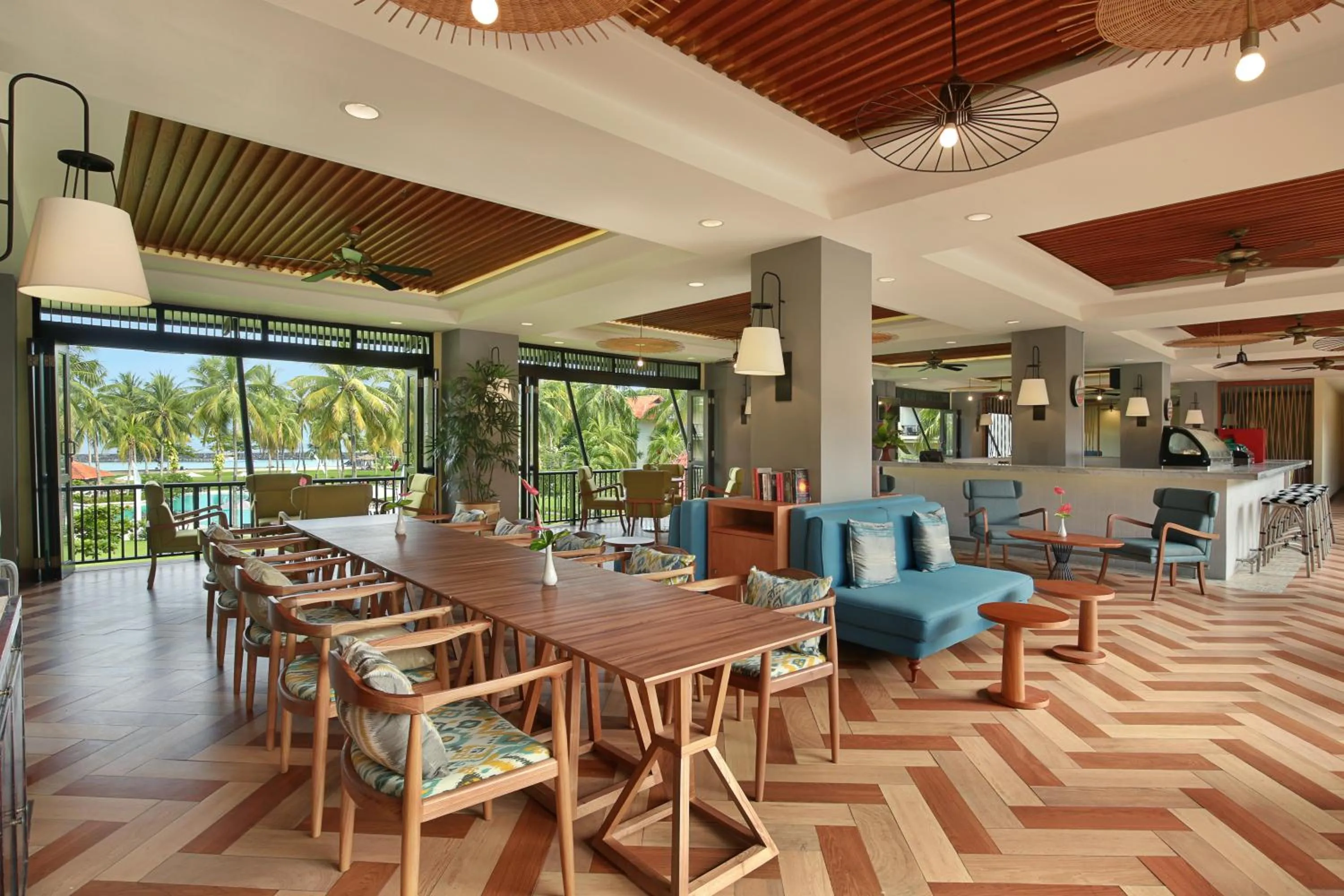 Lounge or bar in Manado Tateli Resort and Convention