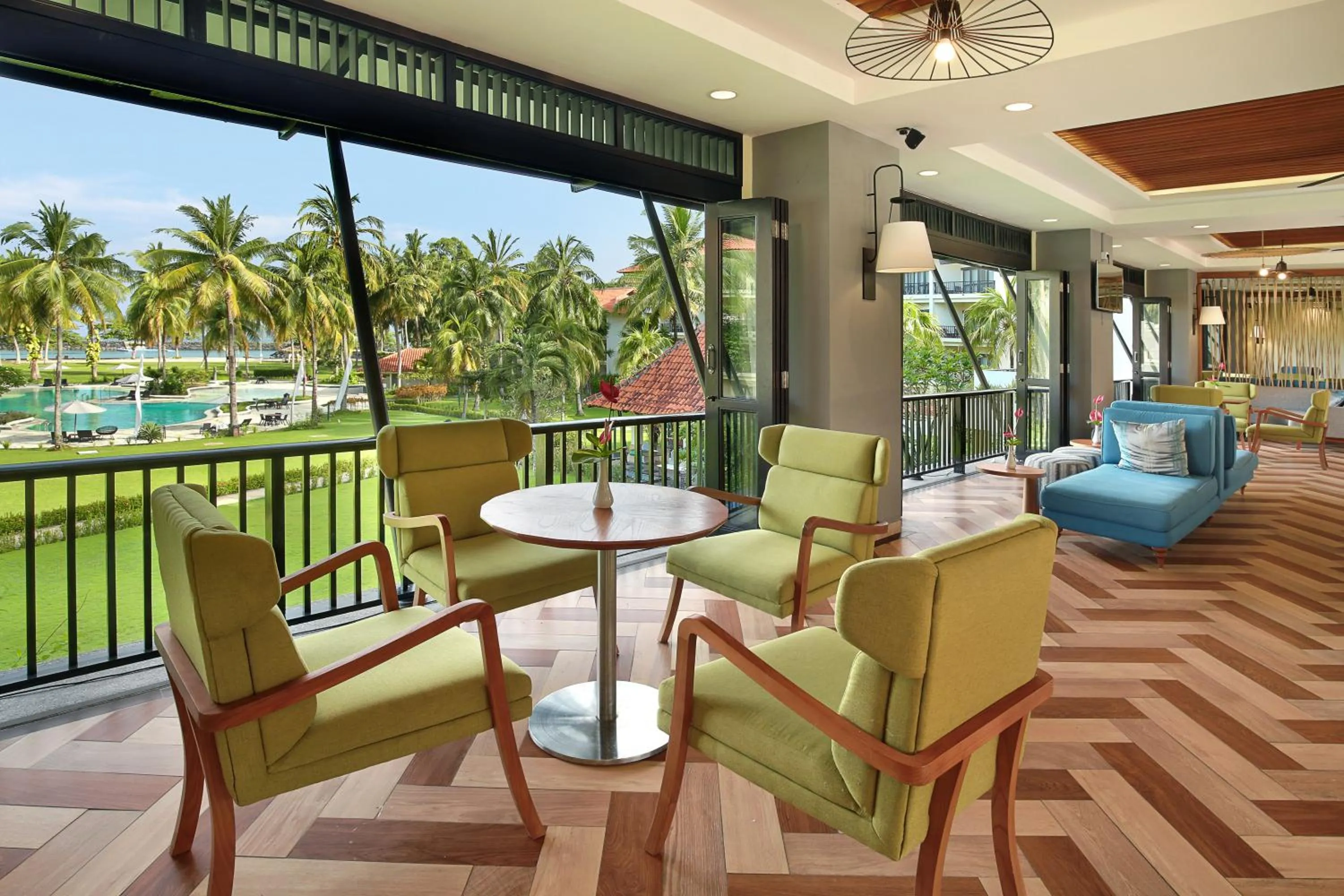 Lounge or bar in Manado Tateli Resort and Convention