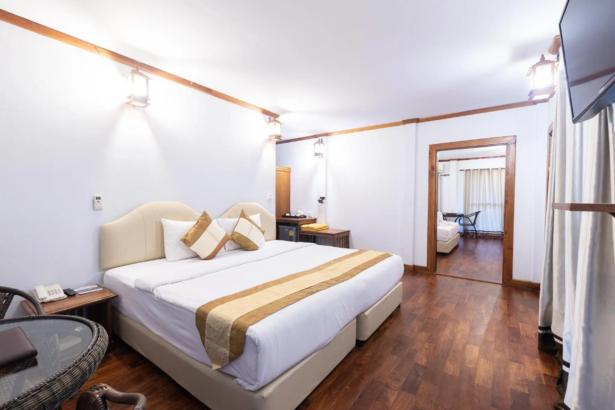 Photo of the whole room, Bed in Phi Phi The Beach Resort