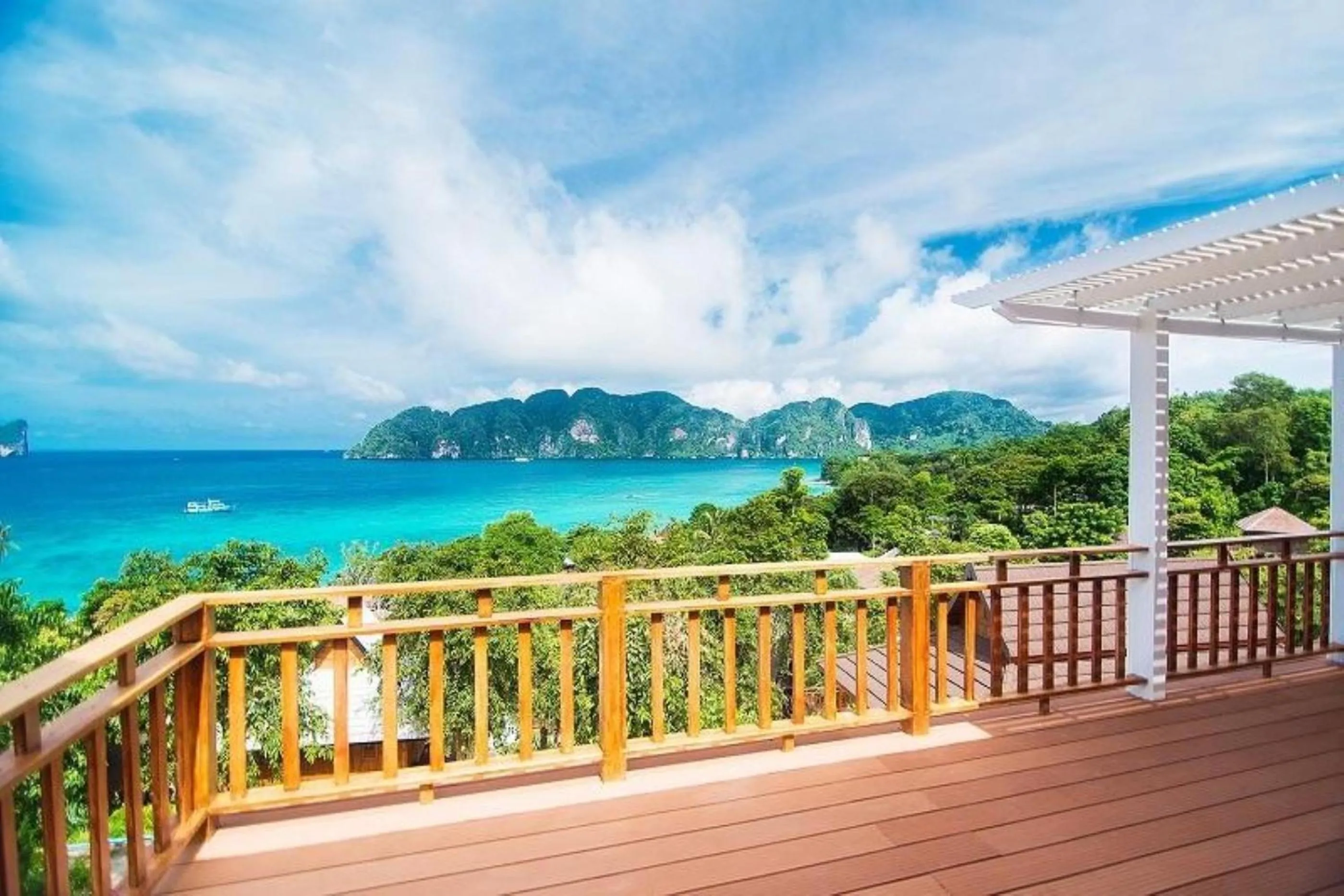 Balcony/Terrace in Phi Phi The Beach Resort