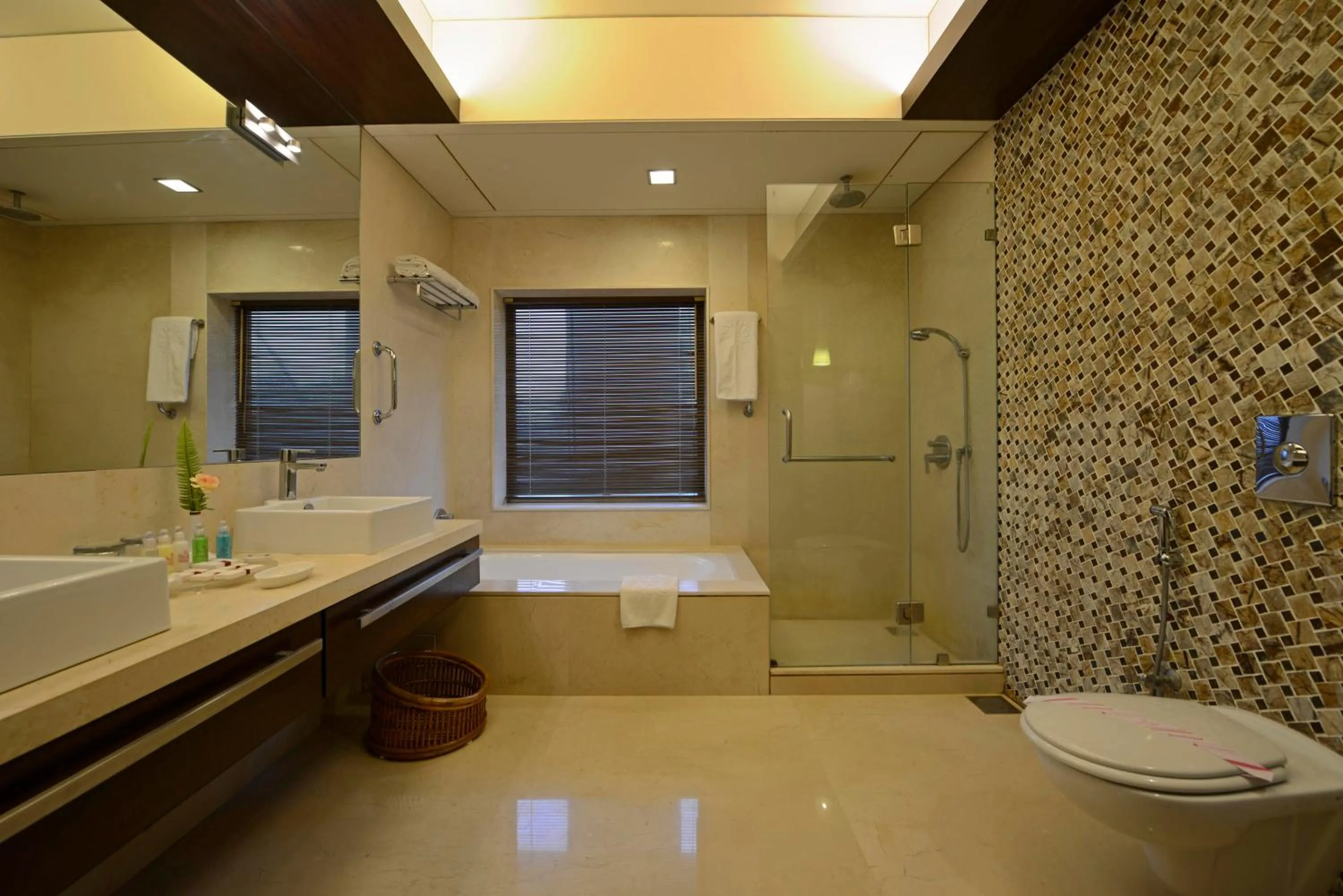 Bathroom in Sun-n-Sand Mumbai Juhu Beach