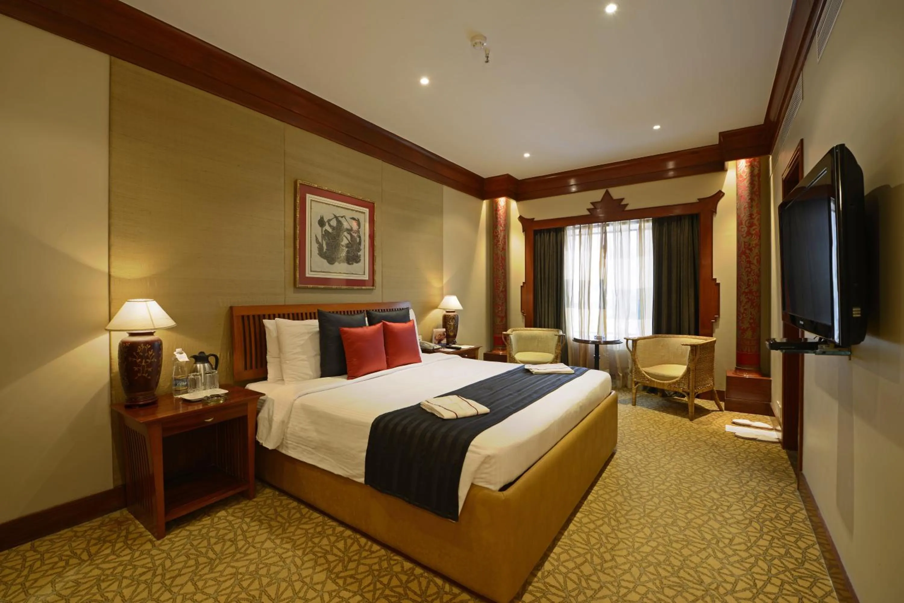 Photo of the whole room, Bed in Sun-n-Sand Mumbai Juhu Beach