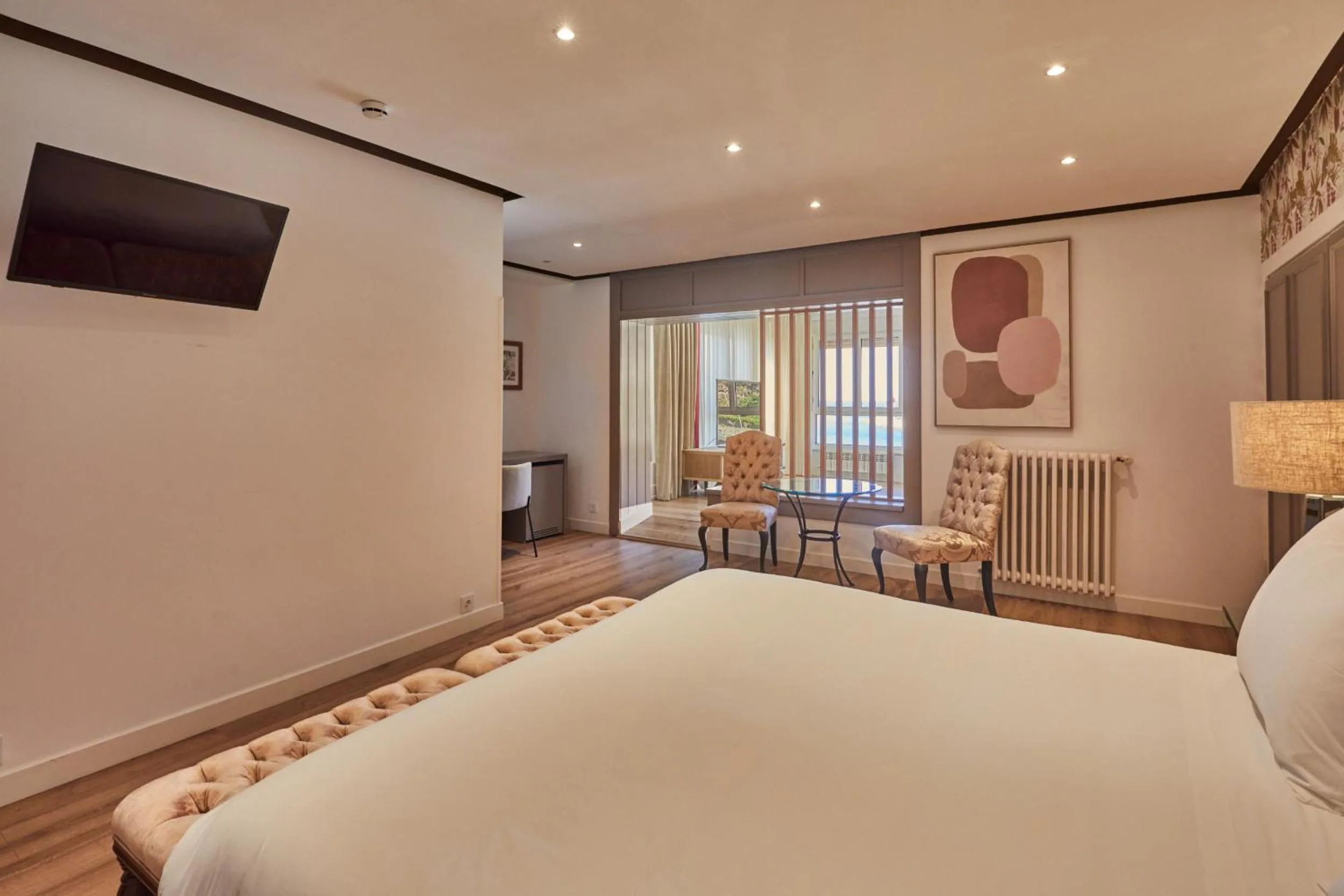 Bed in Silken Gran Hotel del Sella