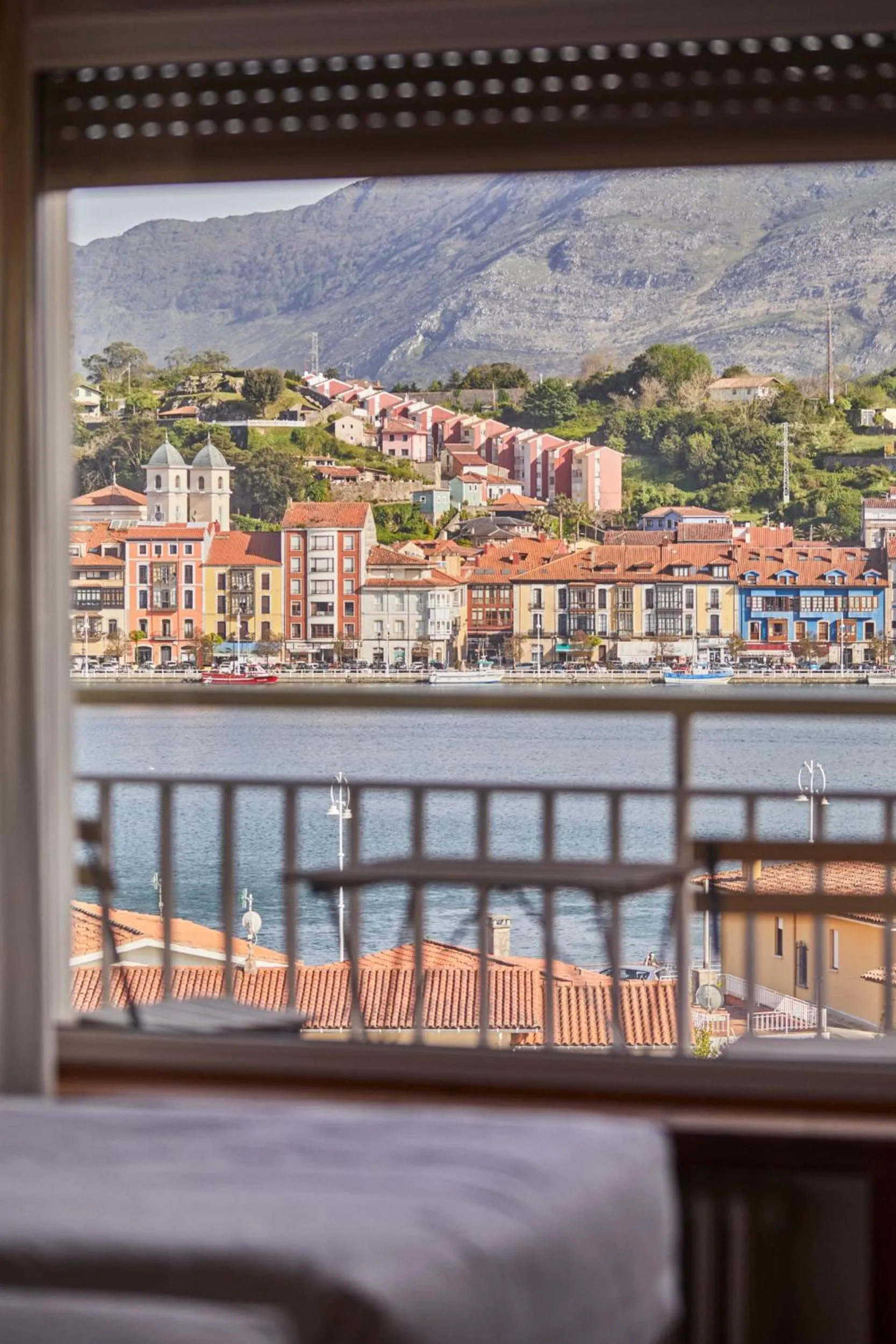 Bed in Silken Gran Hotel del Sella