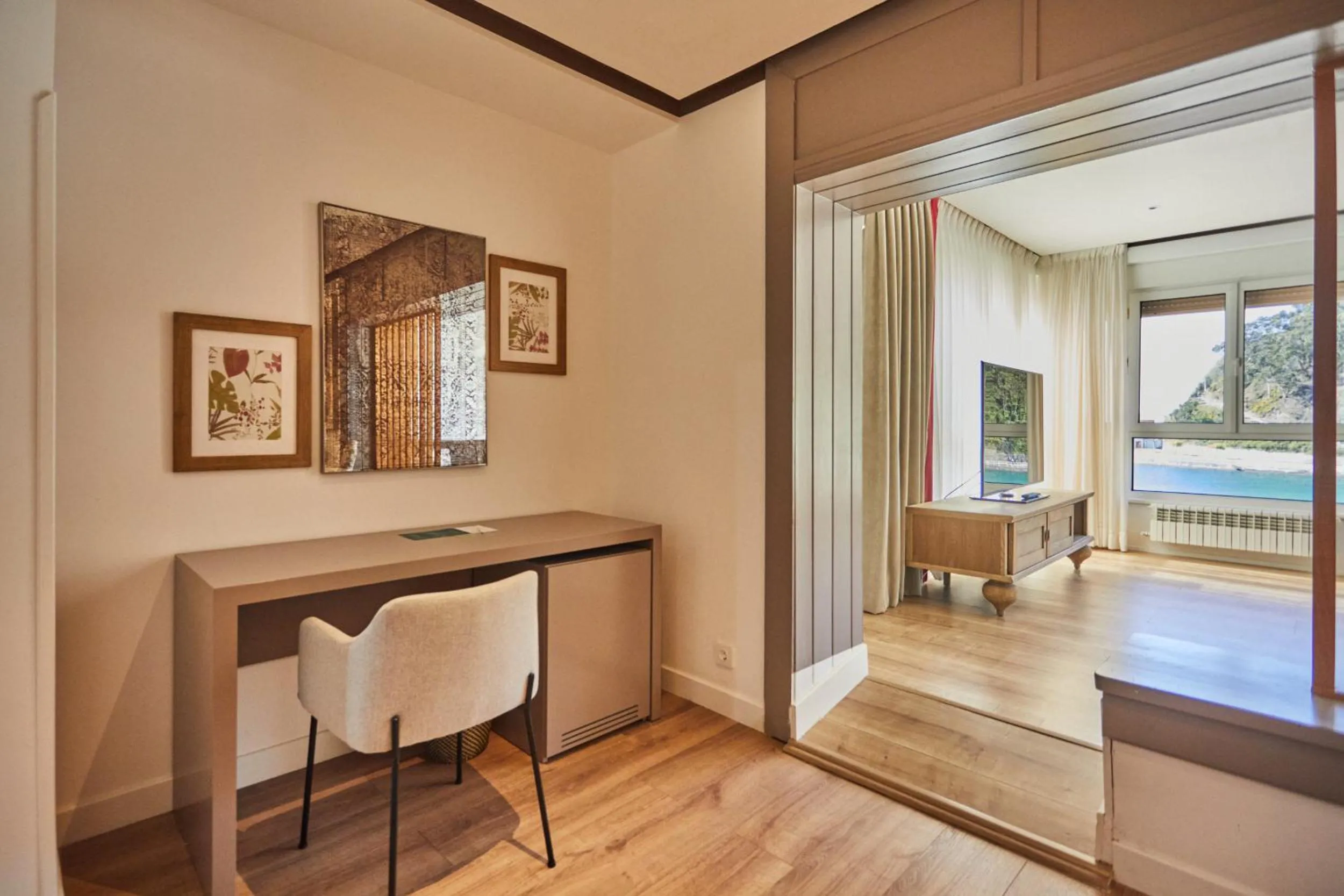 Living room in Silken Gran Hotel del Sella