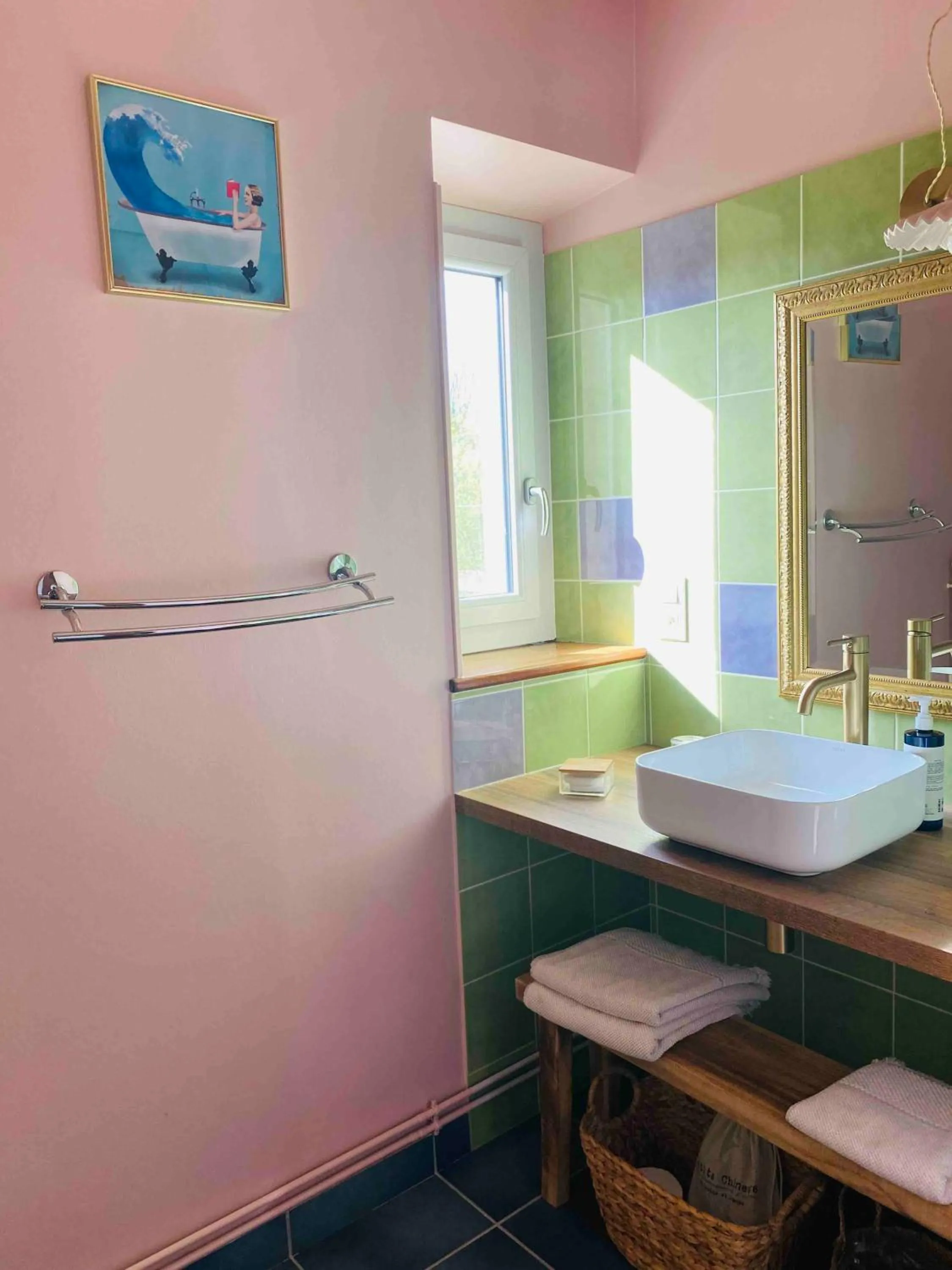 Shower in Le Moulin Du Port