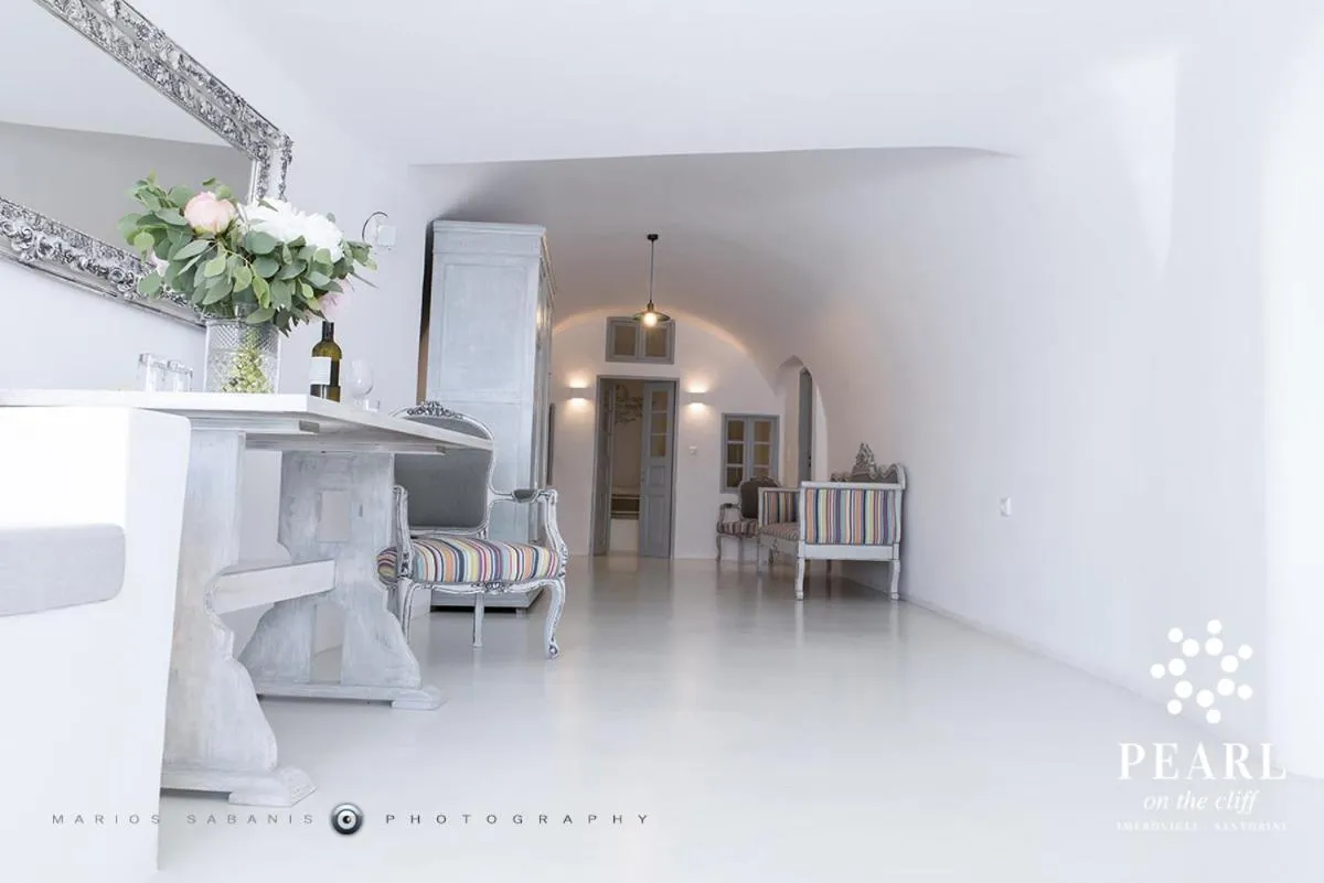 Decorative detail in Pearl on the Cliff Hotel & Suites by Pearl Hotel Collection