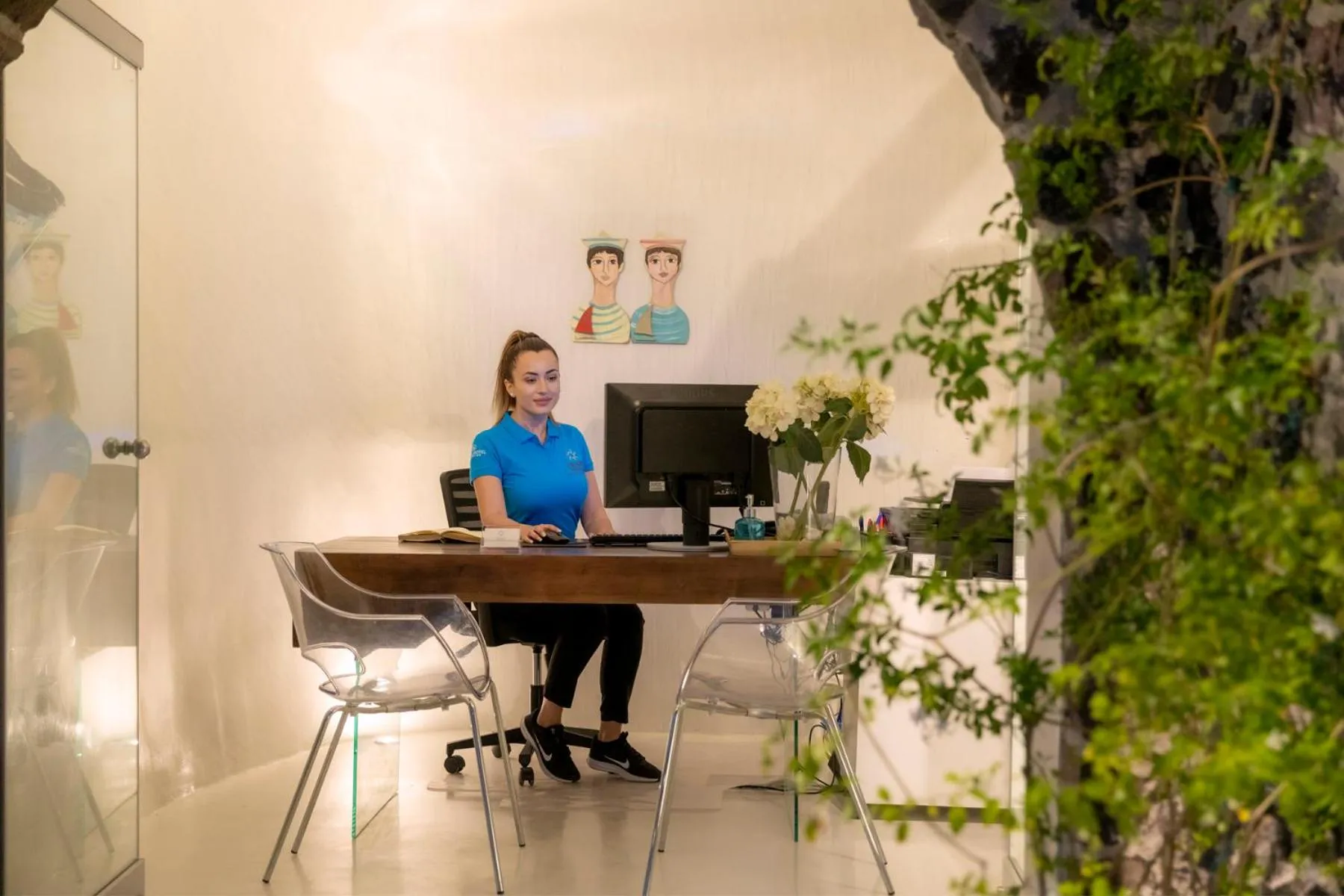 Staff in Pearl on the Cliff Hotel & Suites by Pearl Hotel Collection