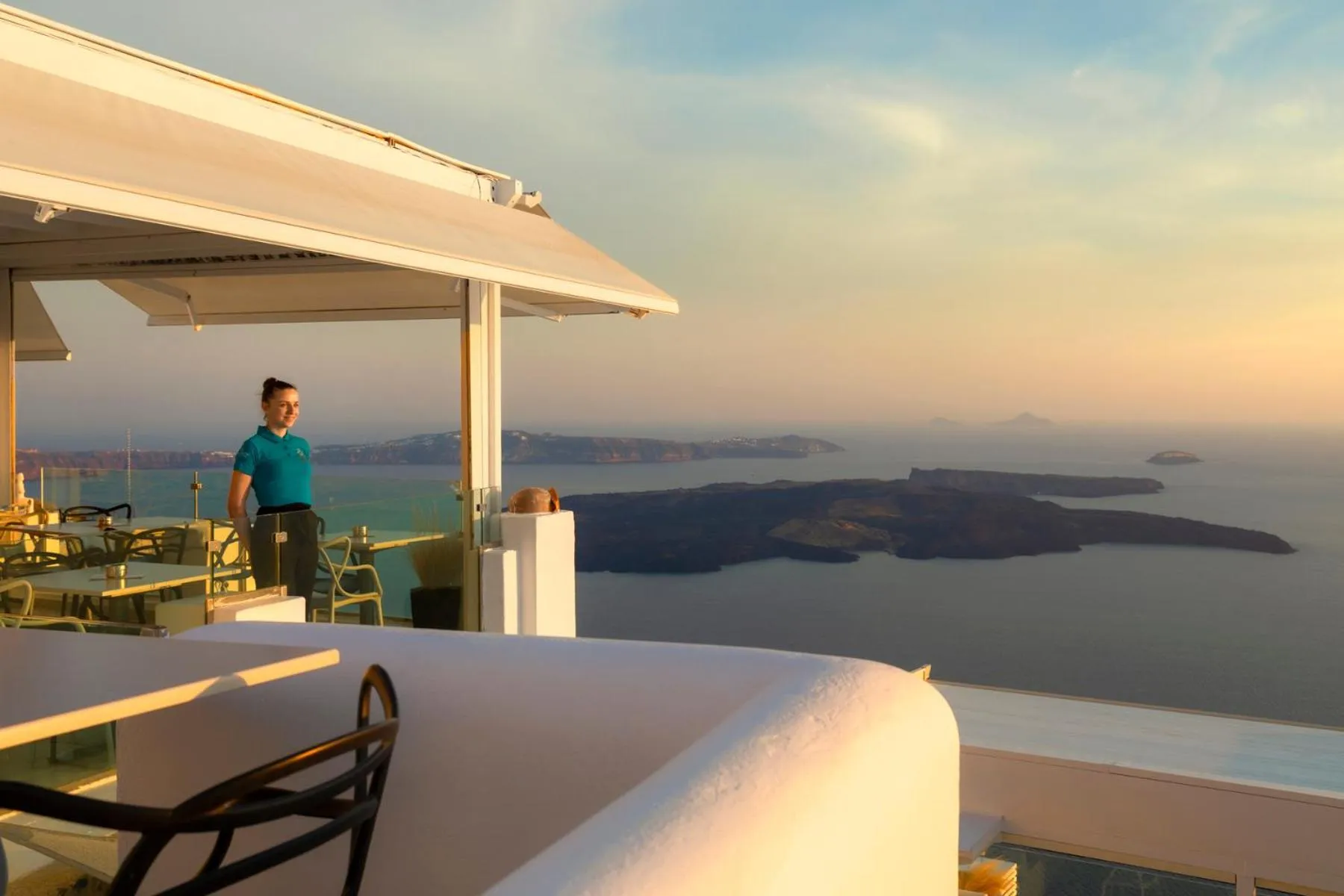 Staff in Pearl on the Cliff Hotel & Suites by Pearl Hotel Collection