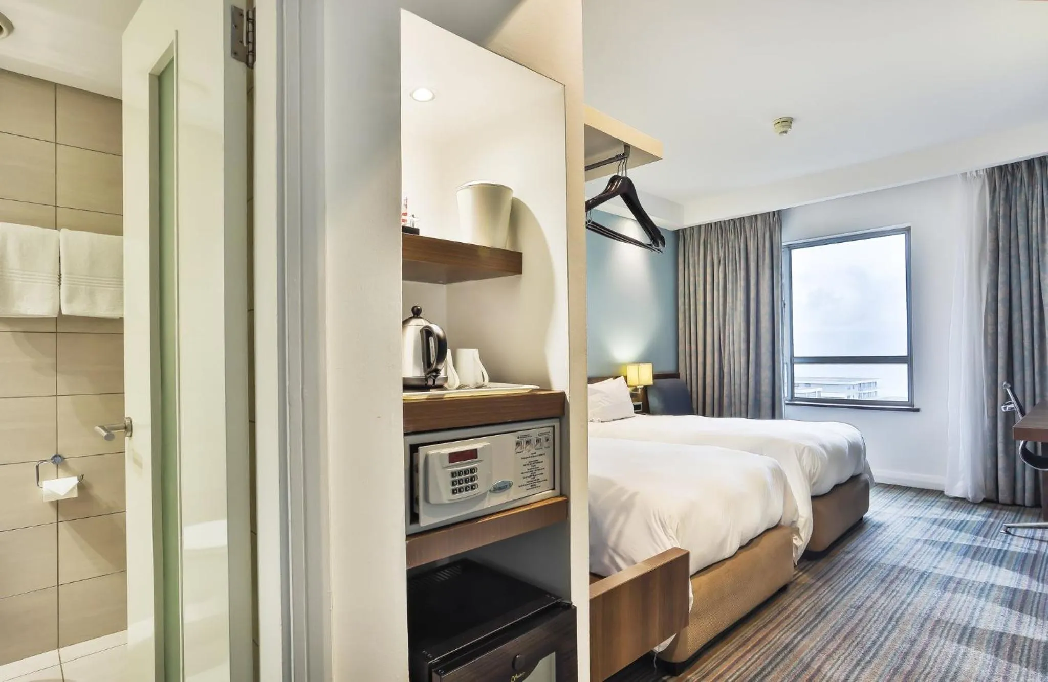 Photo of the whole room, Bed in Holiday Inn Express Durban - Umhlanga by IHG