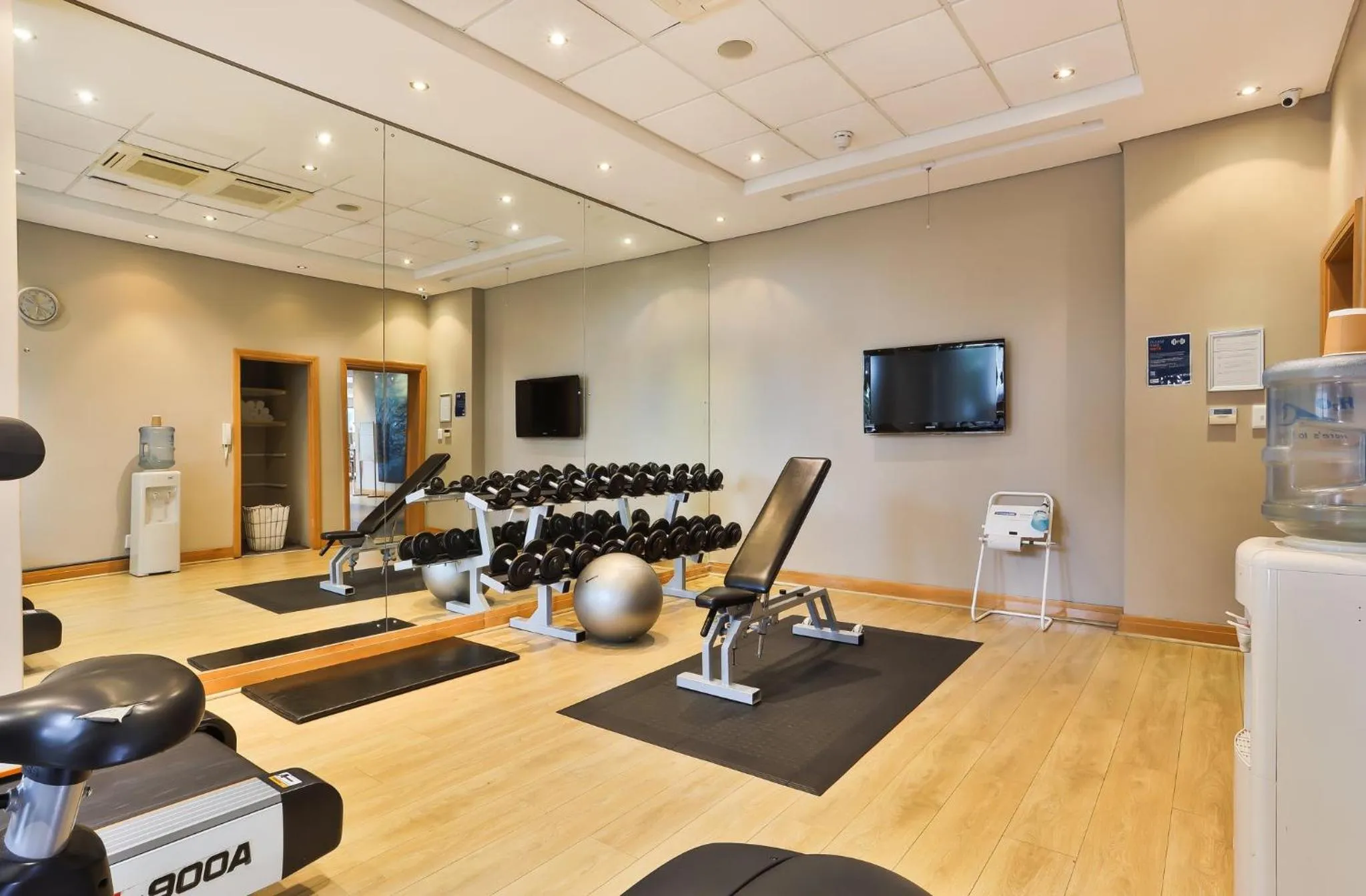 Fitness centre/facilities in Holiday Inn Express Durban - Umhlanga by IHG