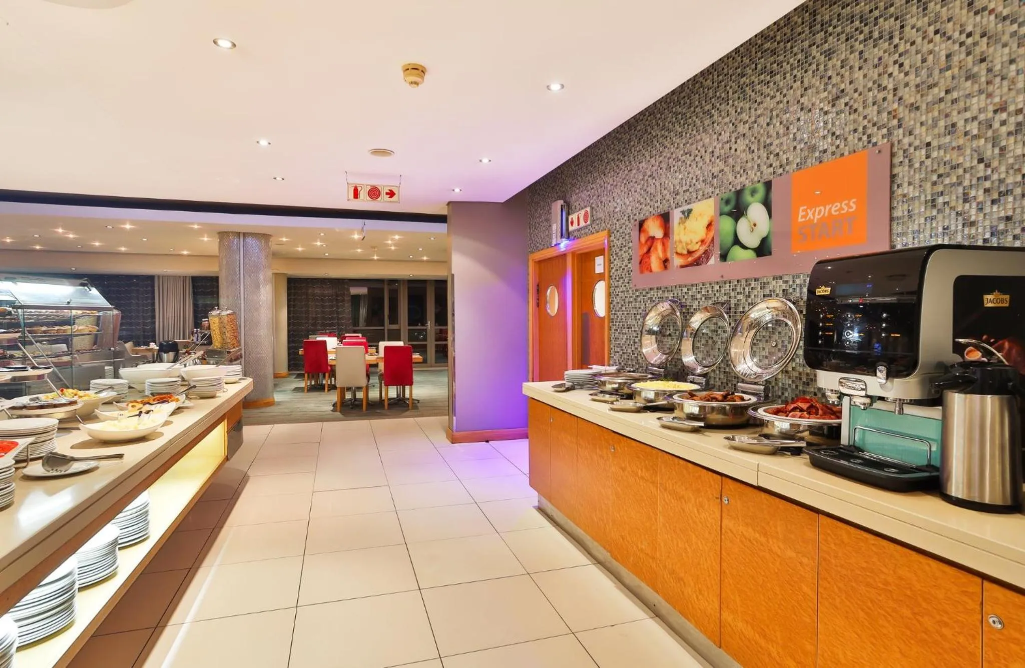 Breakfast in Holiday Inn Express Durban - Umhlanga by IHG