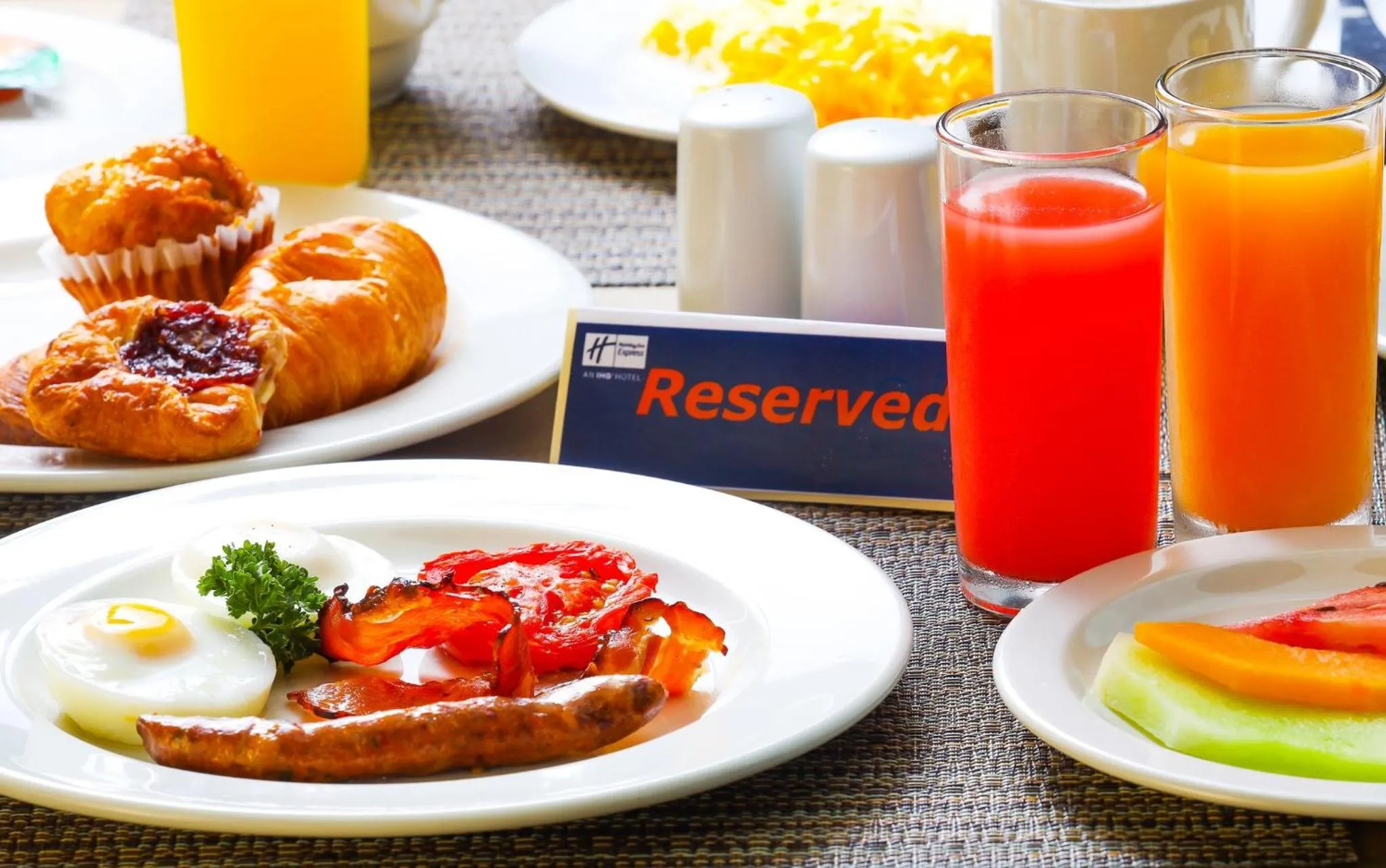 Breakfast in Holiday Inn Express Durban - Umhlanga by IHG