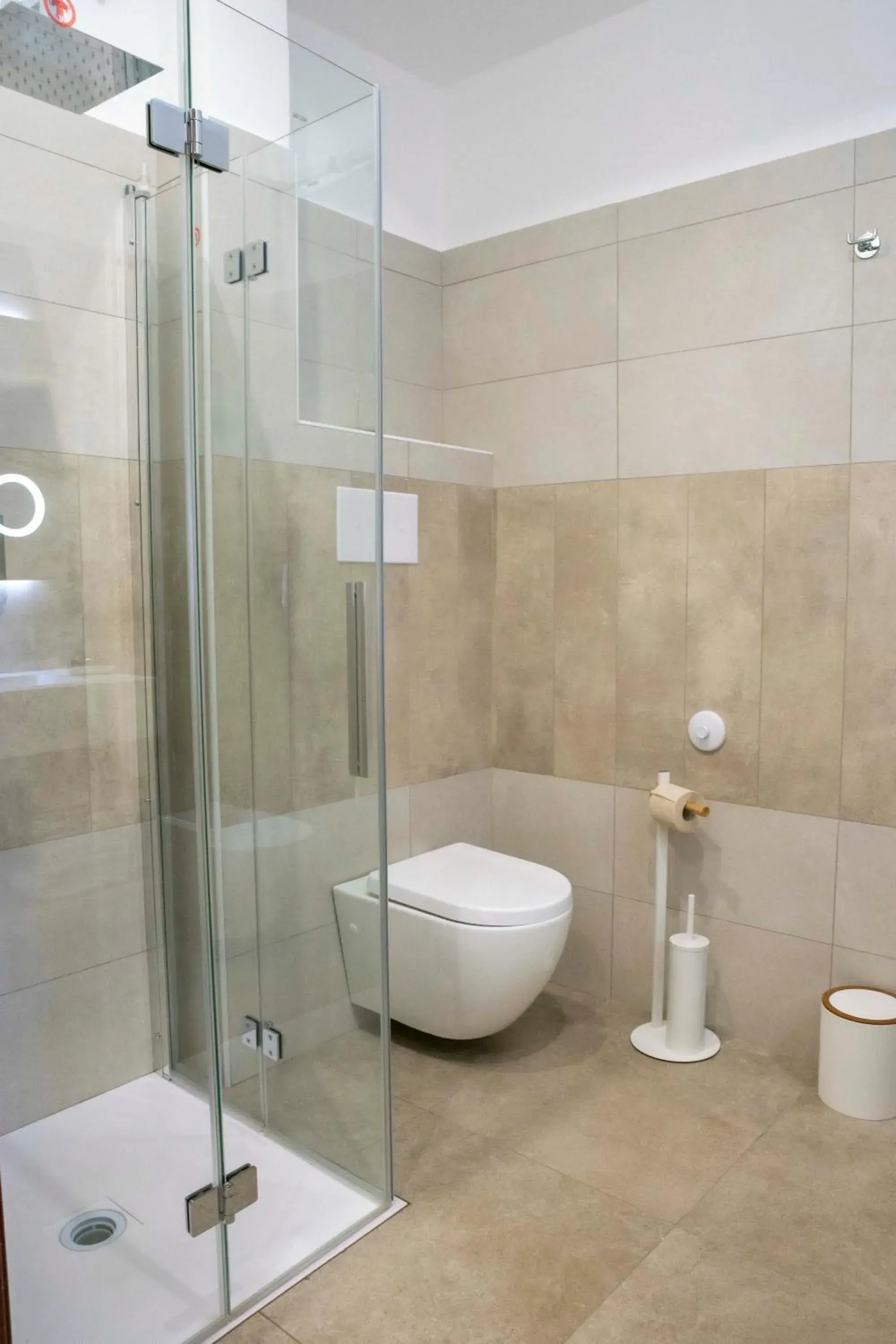 Double or Twin Room with Balcony - single occupancy in Petit Hotel Double or Twin Room with Balcony - single occupancy in Petit Hotel