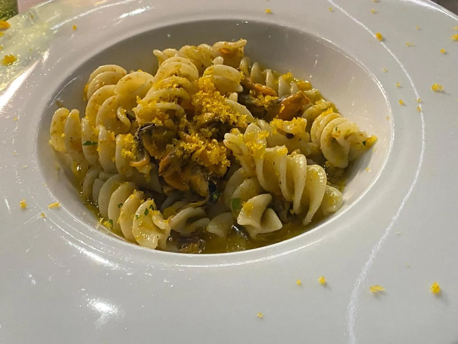 Restaurant/places to eat in Petit Hotel