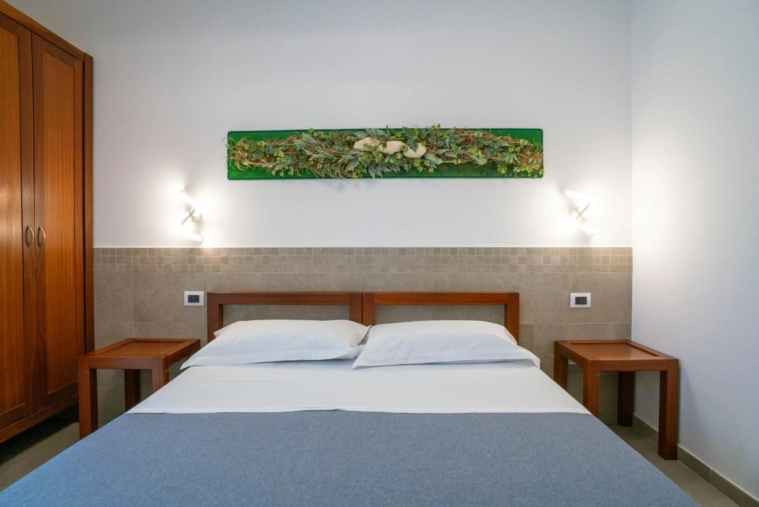 View (from property/room), Bed in Petit Hotel