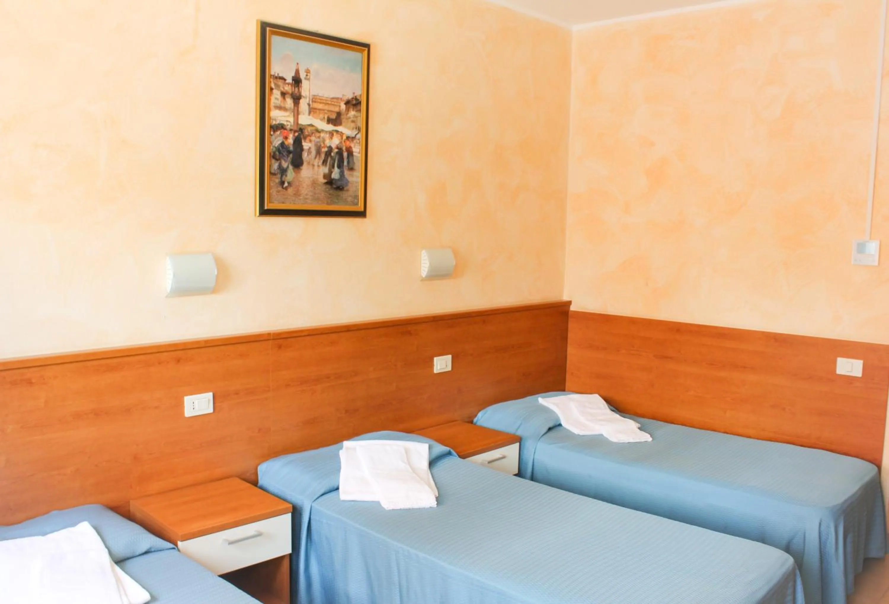 Bedroom, Bed in Bella Italia Sport Village