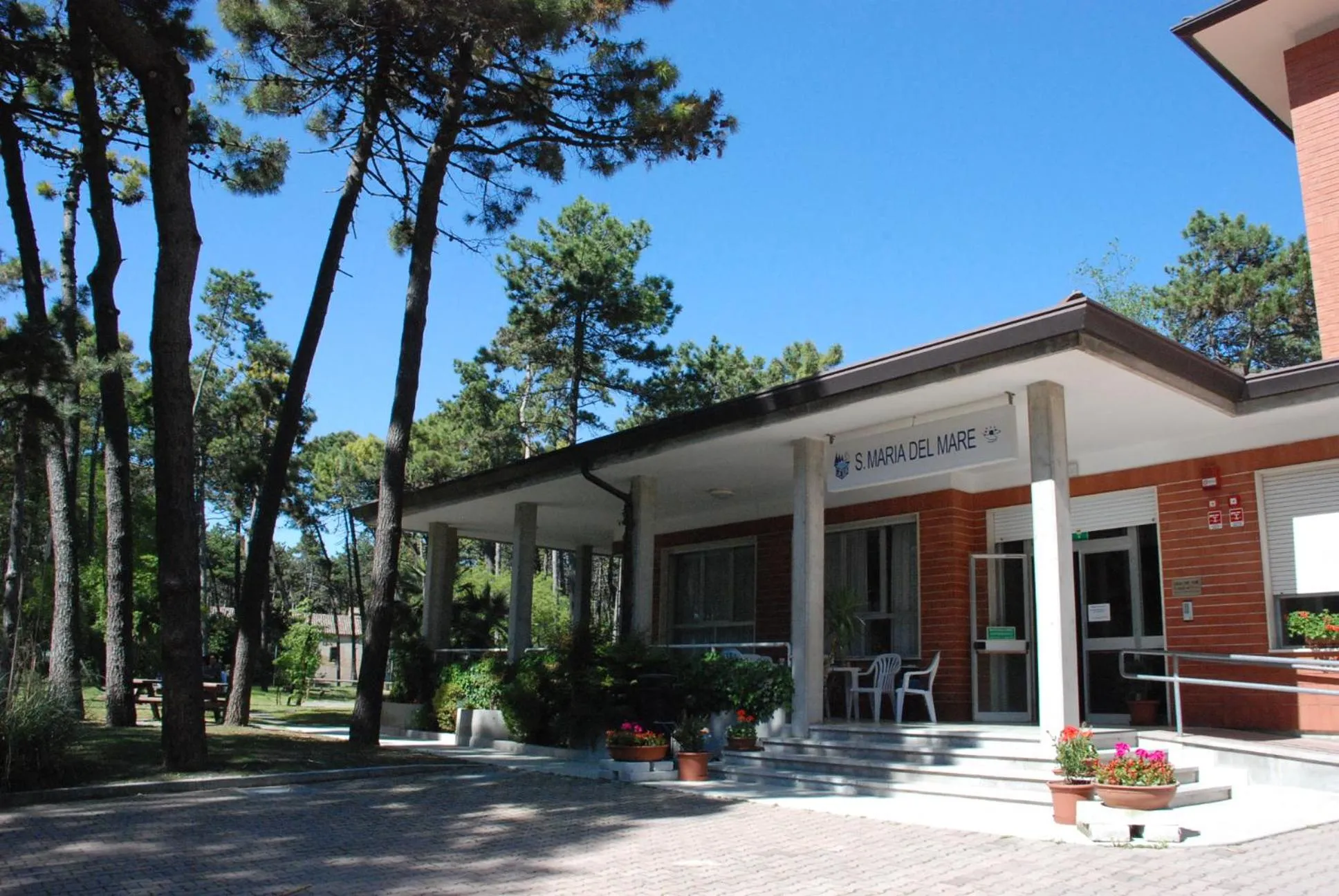 Property building in Bella Italia Sport Village