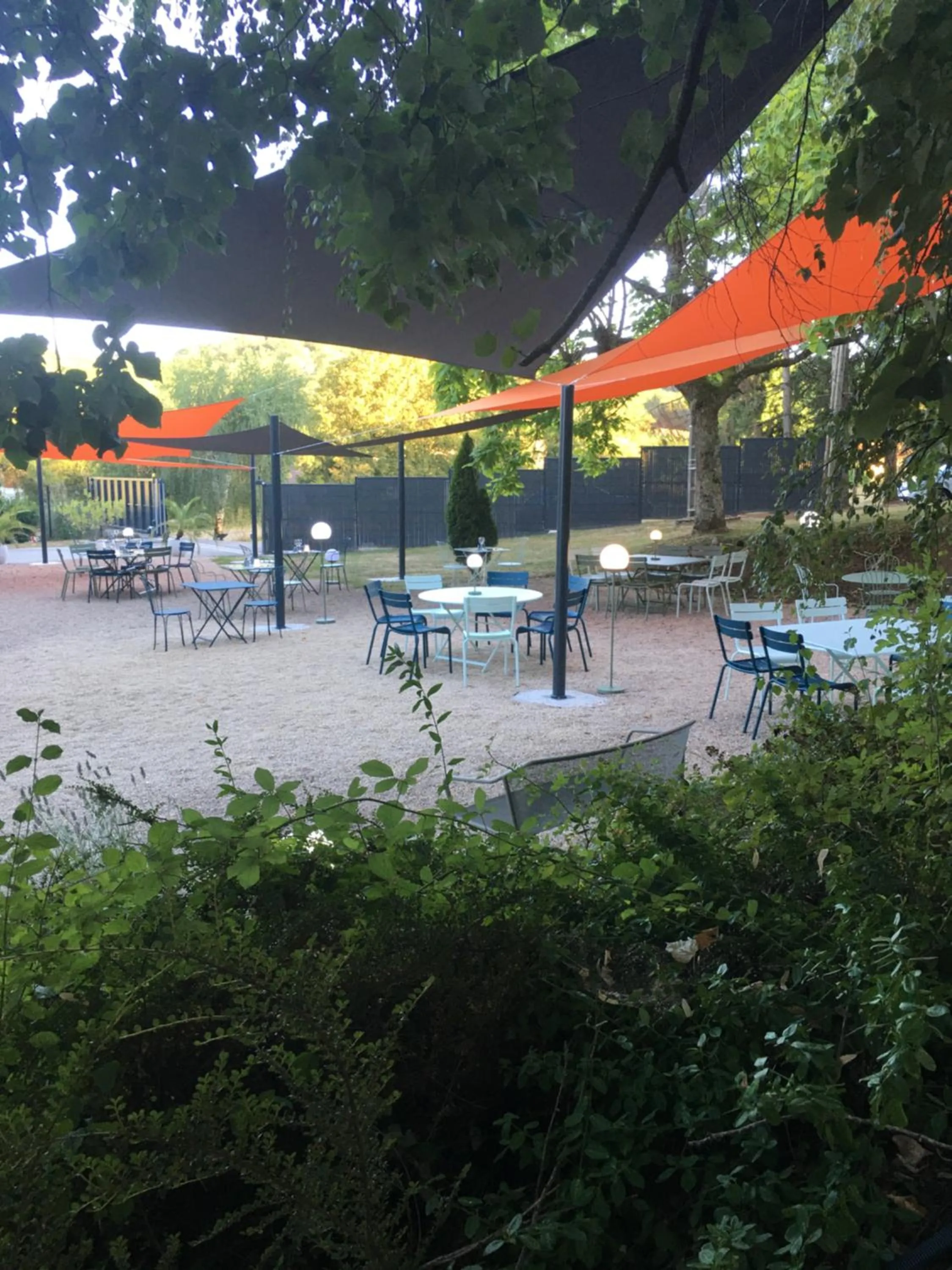 Hôtel Logis Restaurant La Fontaine