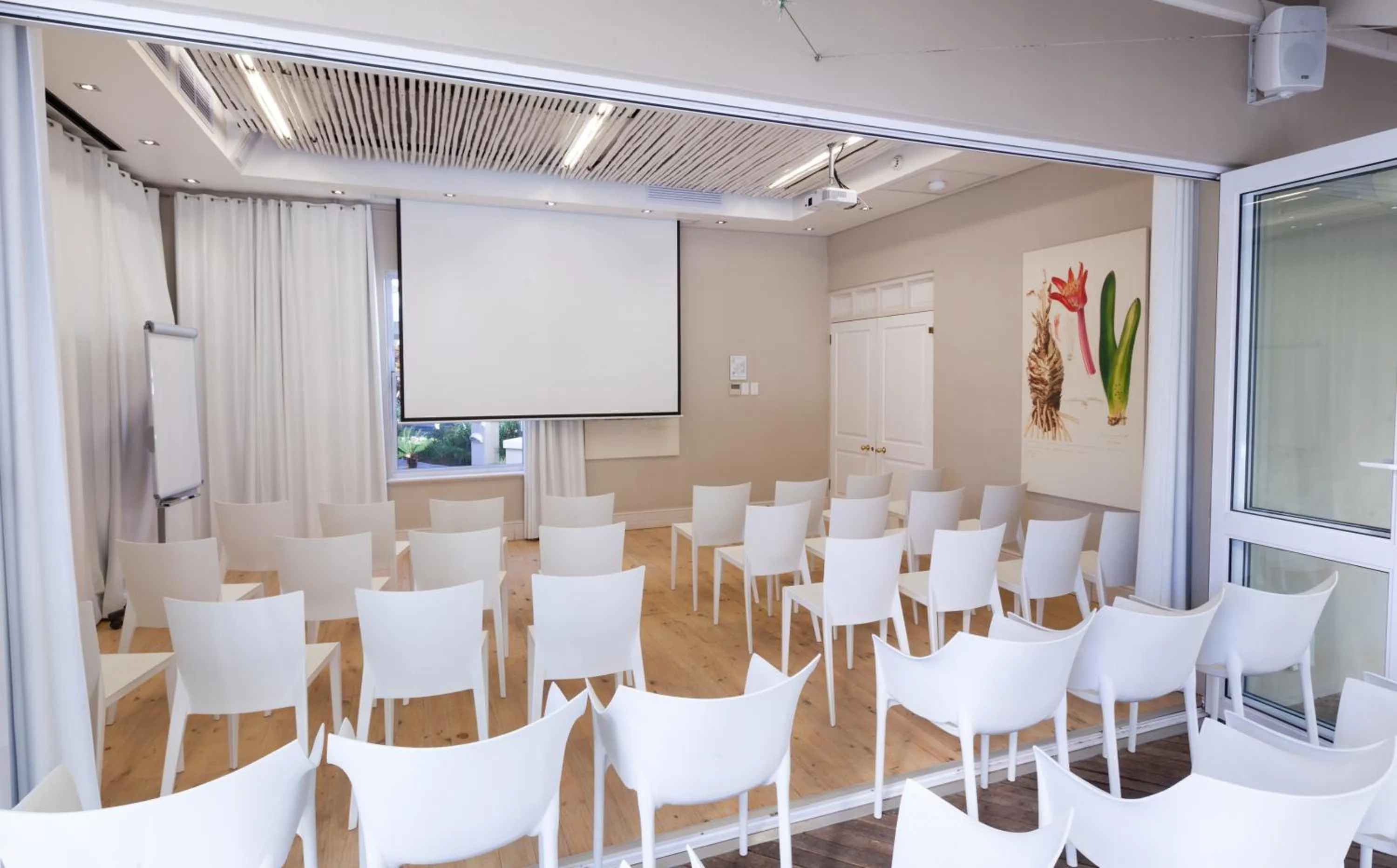 Meeting/conference room in Quarry Lake Inn