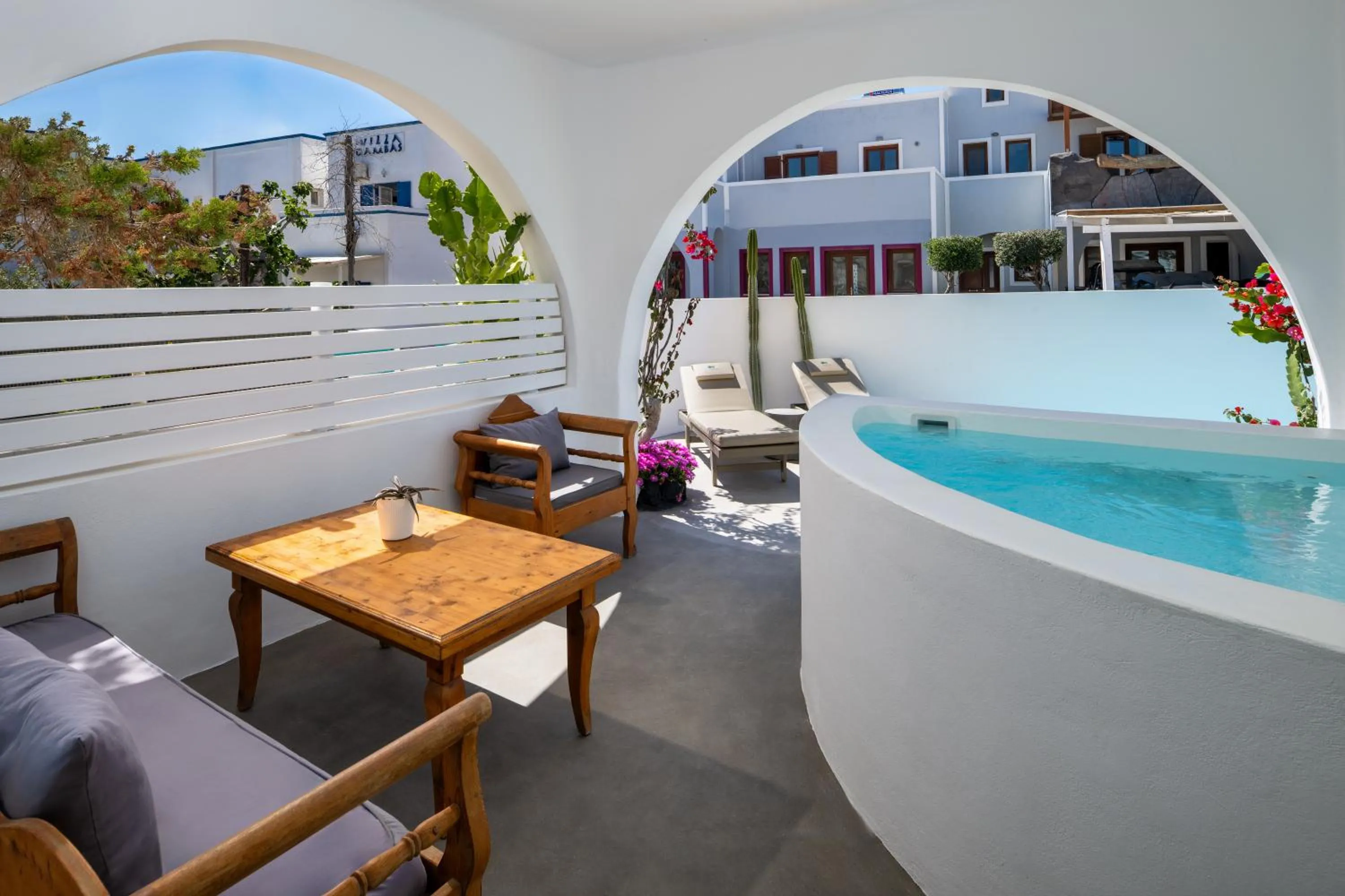 Balcony/Terrace in Nissia Beach Apartments & Suites