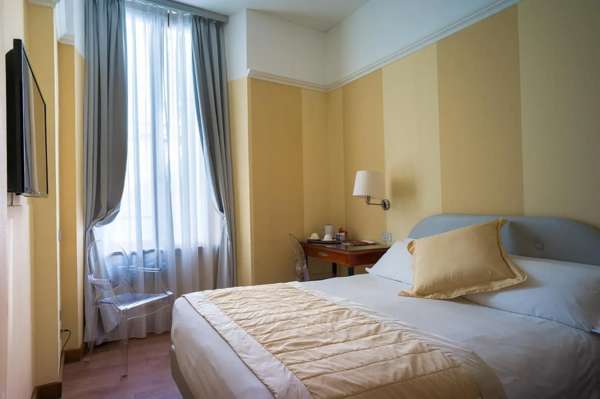 Classic Double Room - single occupancy in Hotel Gran Duca Di York Classic Double Room - single occupancy in Hotel Gran Duca Di York
