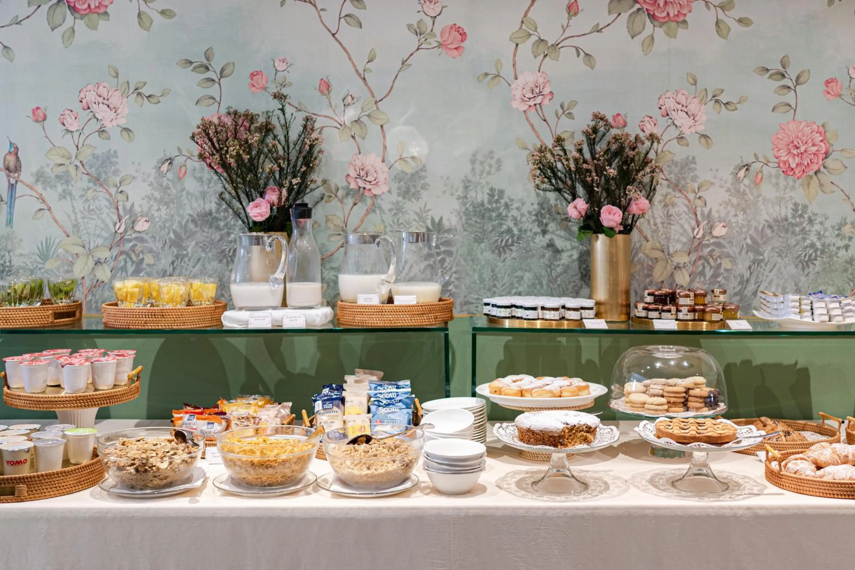 Breakfast in Hotel Gran Duca Di York