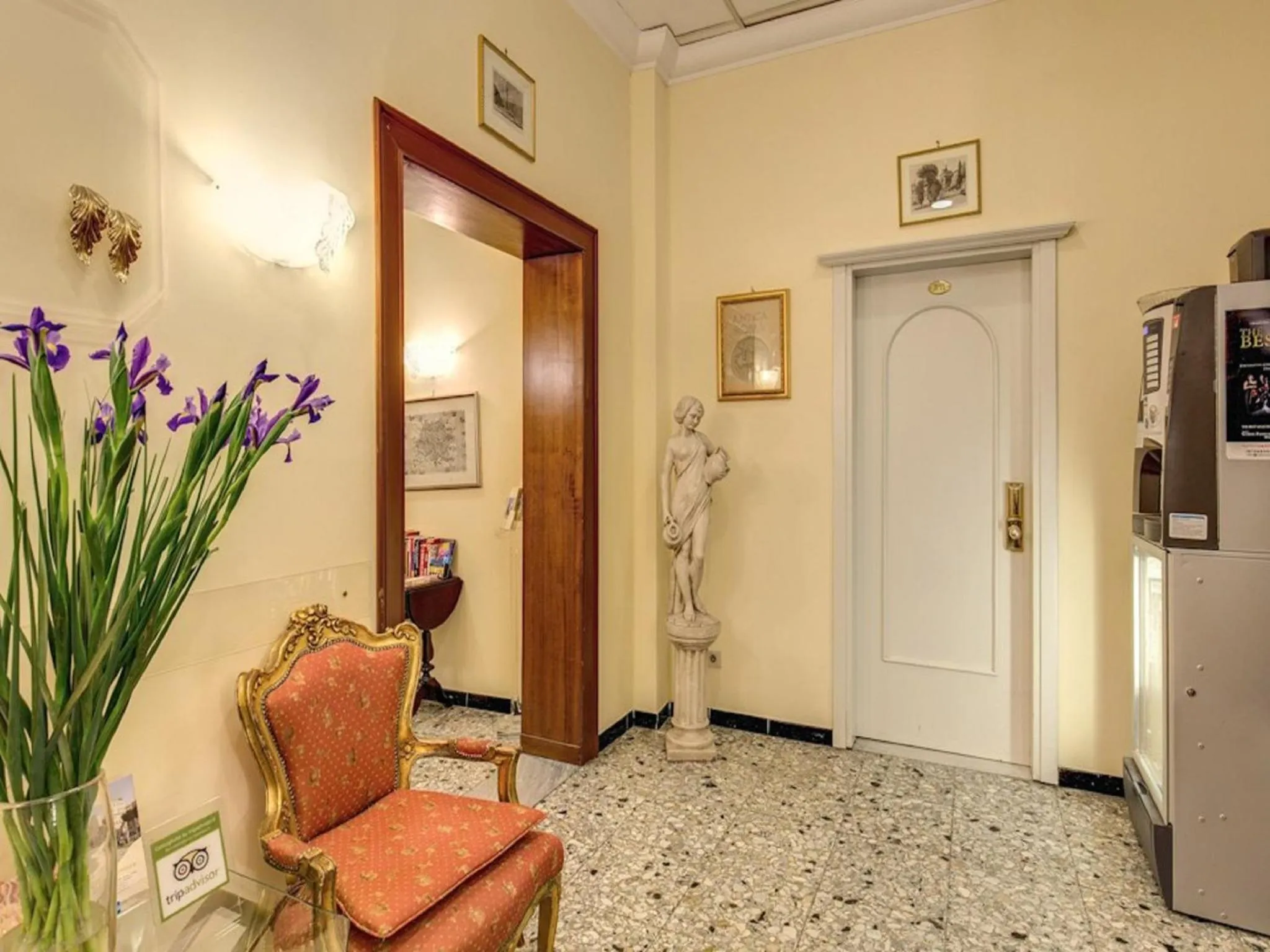 Lobby or reception in Hotel Labelle