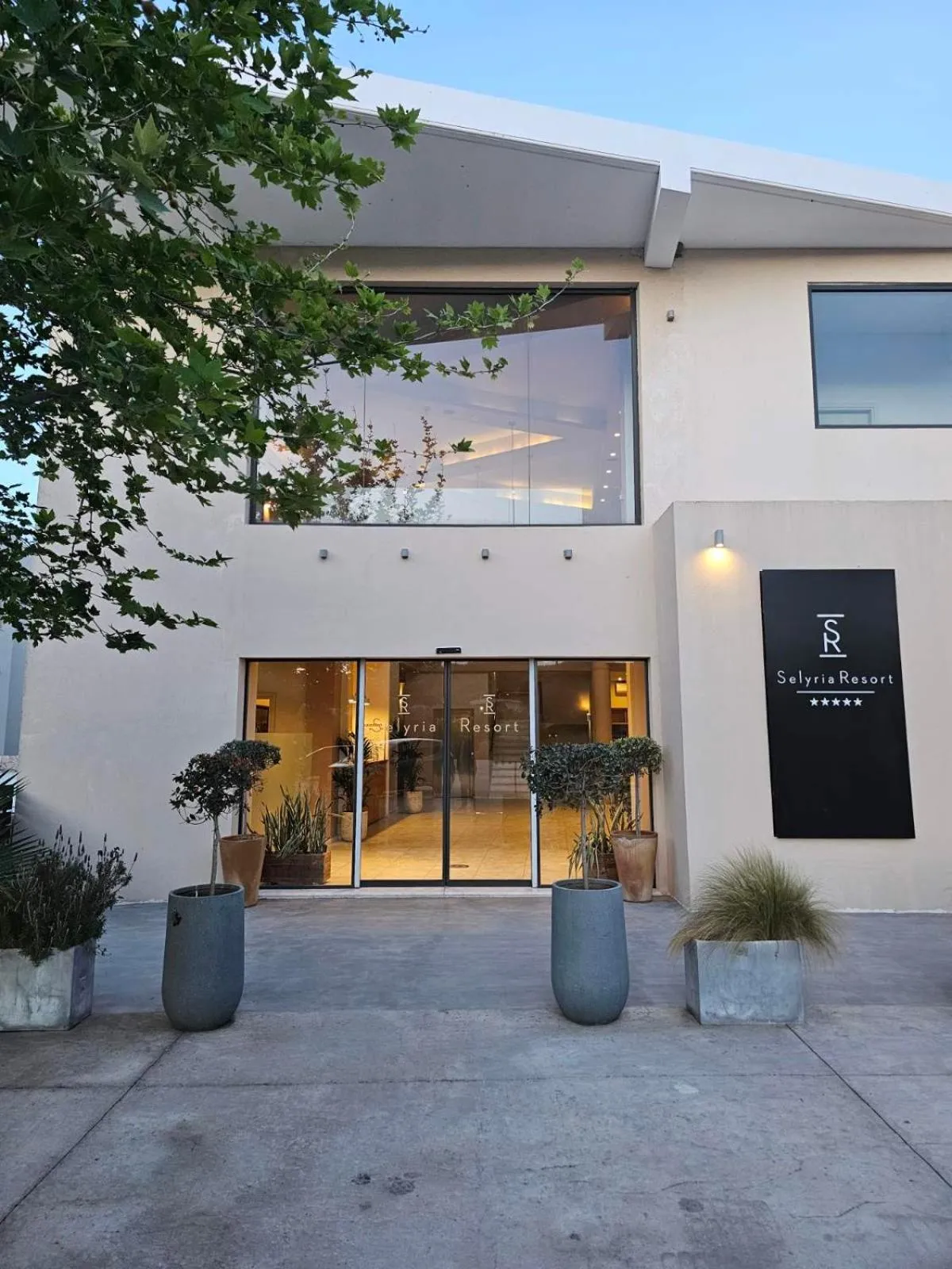 Selyria Resort