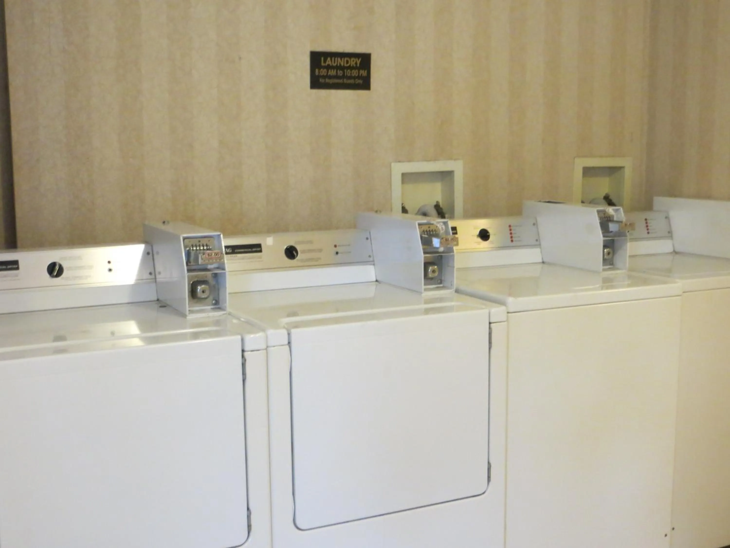 Decorative detail, Kitchen/Kitchenette in Ramada Limited Calgary