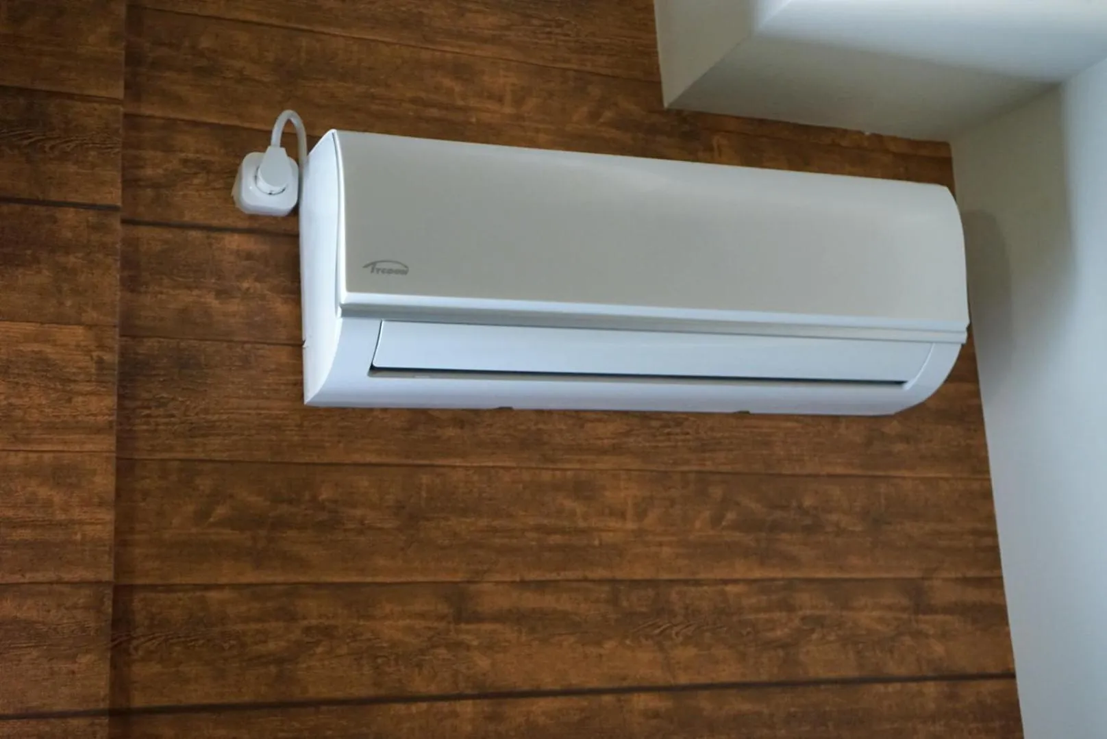 air conditioner in Orpheus Hotel