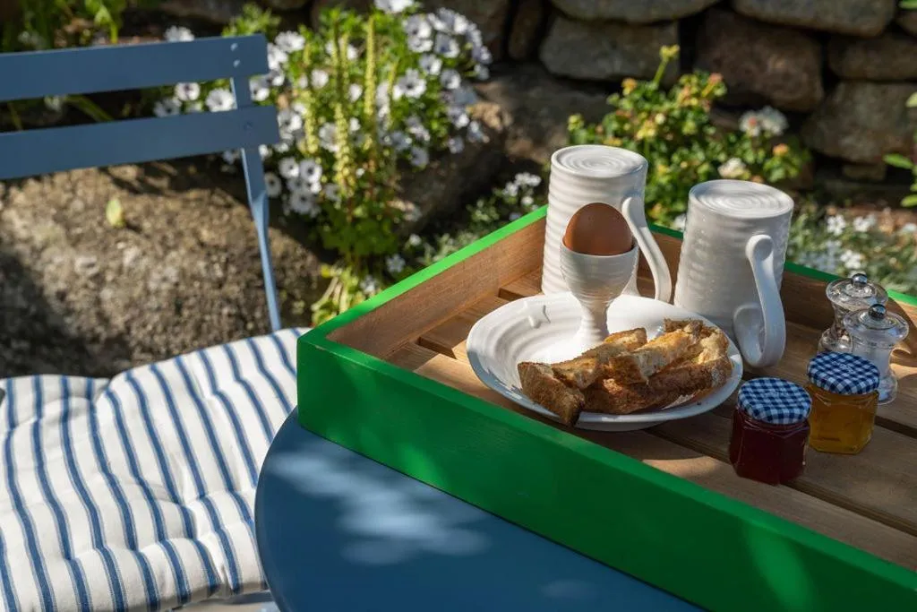 Breakfast in The Old Pilchard Works