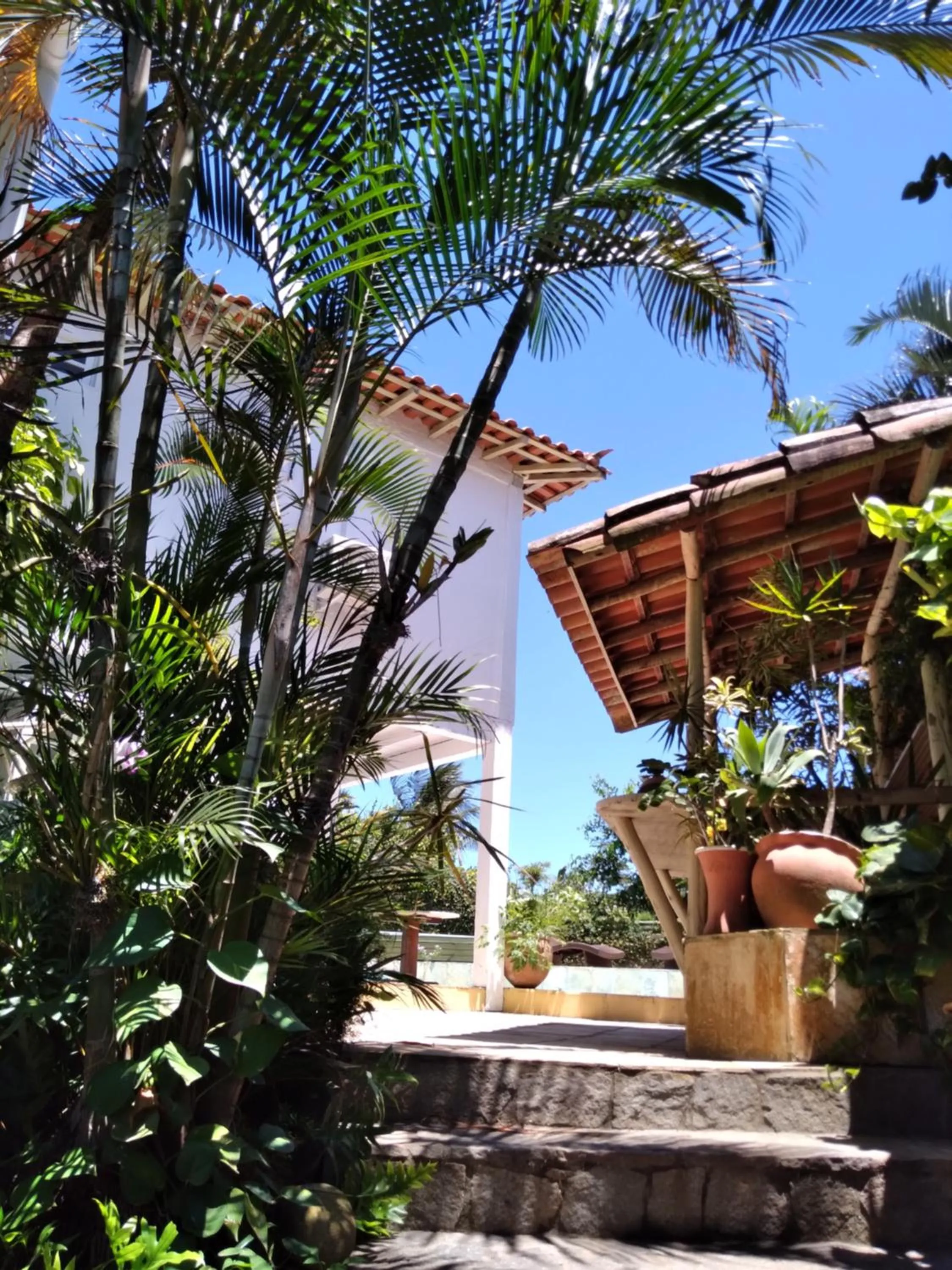 Property building in Hotel Pousada Casacolina