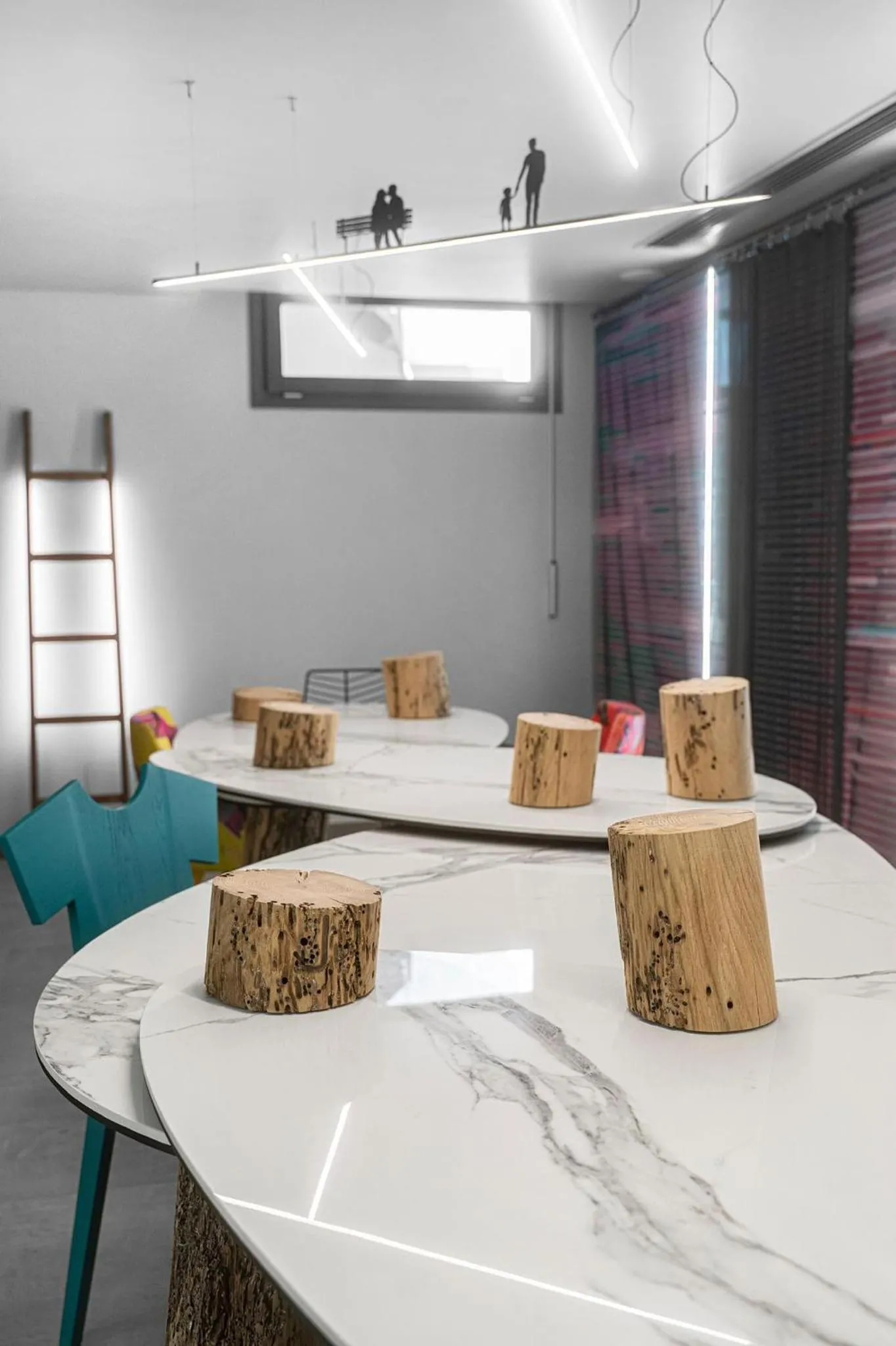 Restaurant/places to eat in Marquise Suites - Adults Only