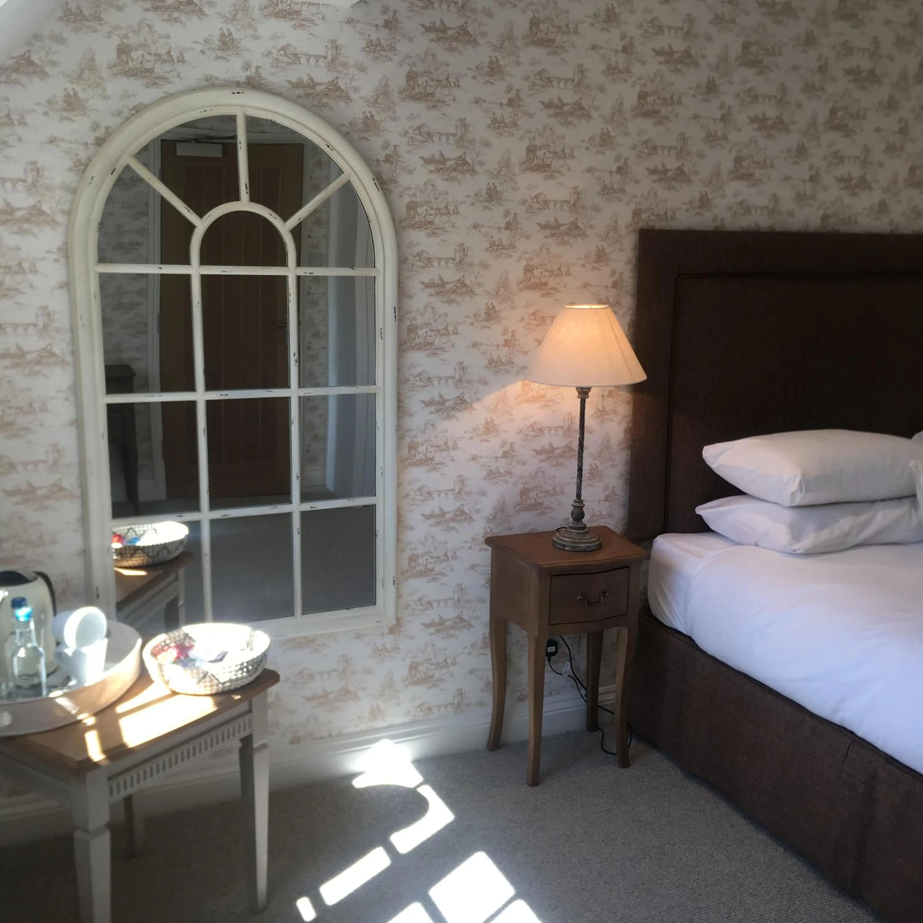 Bed in The George Great Oxendon