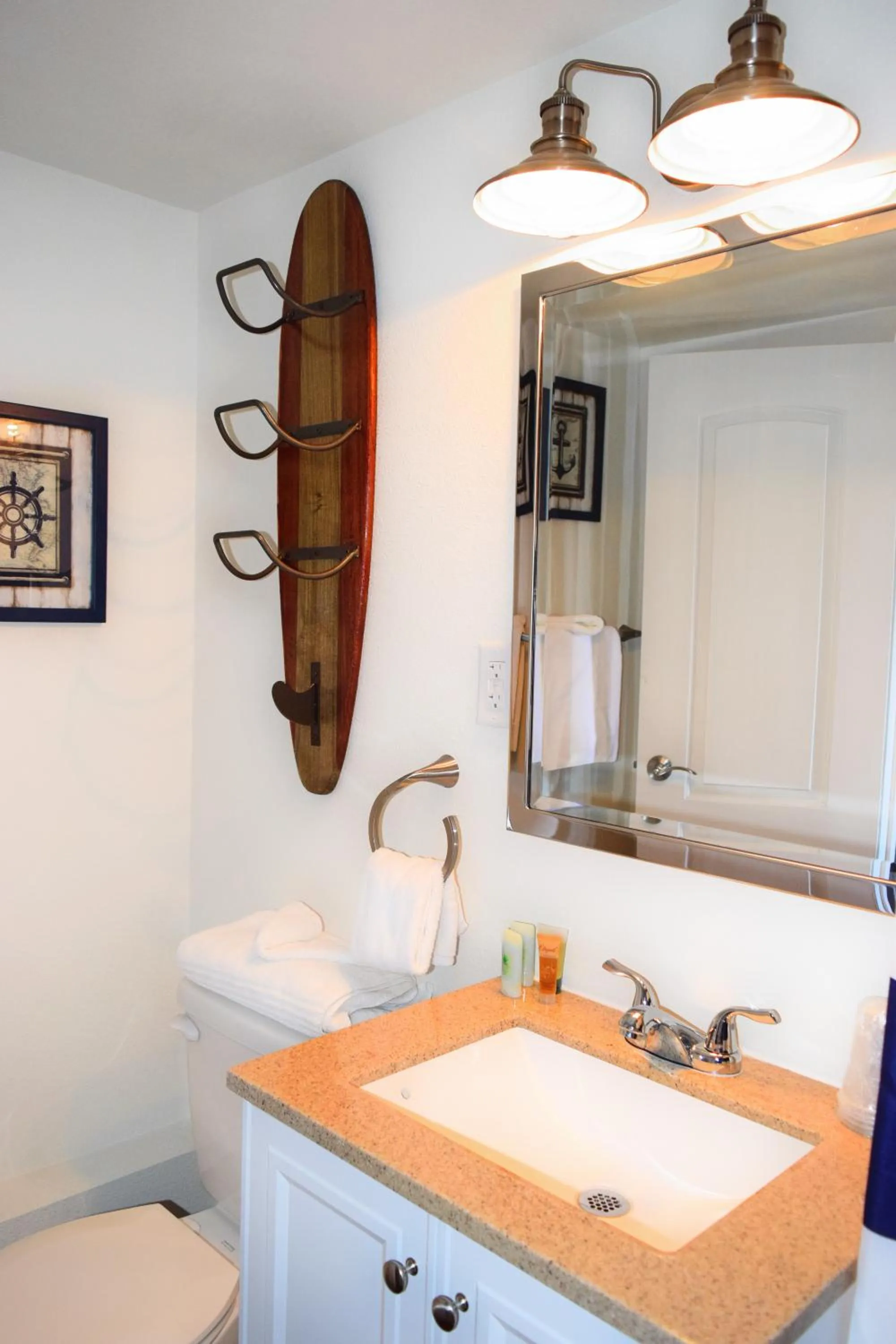 Bathroom in Desert Hills Motel