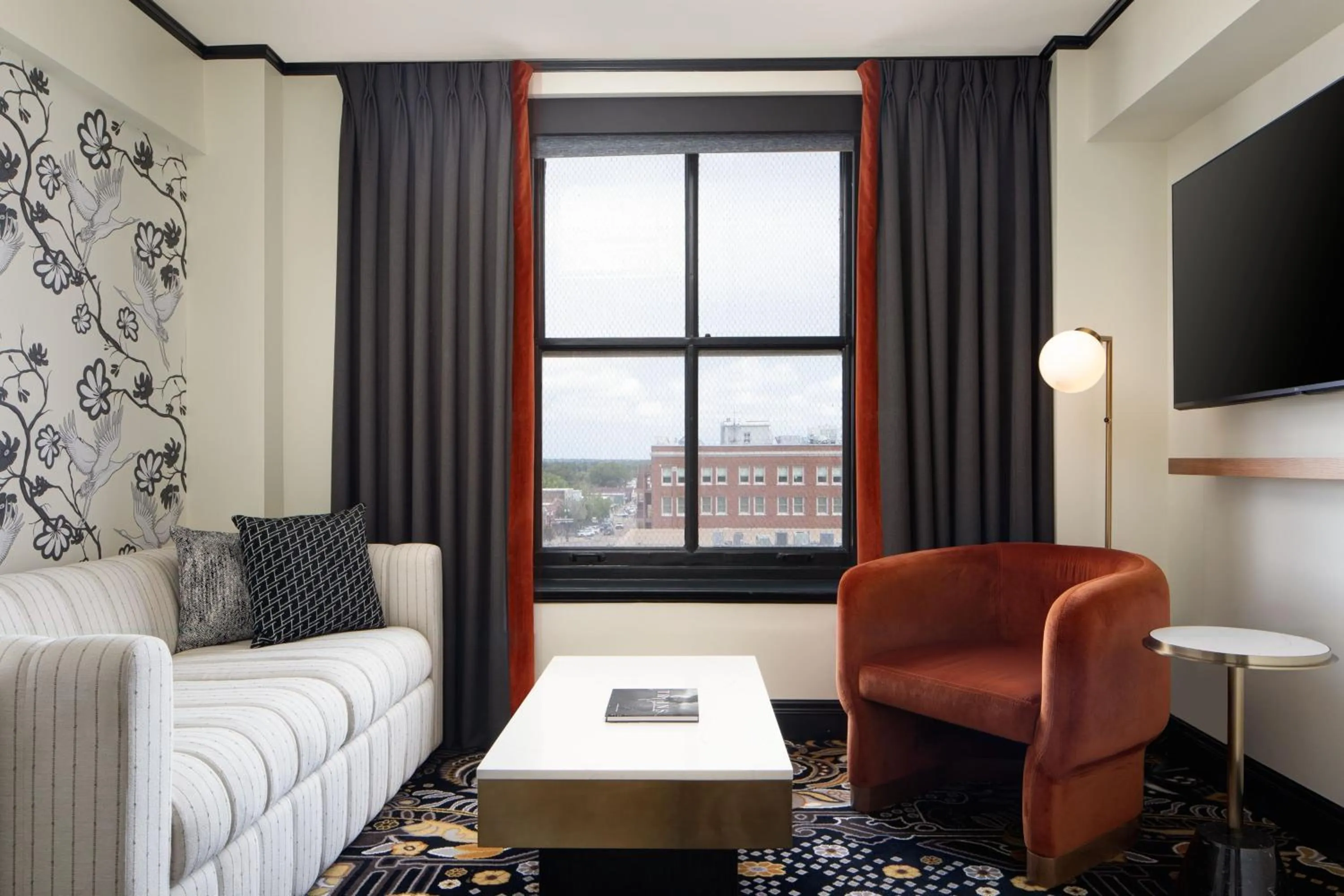 Living room in The LaSalle Hotel, Bryan College Station, a Tribute Portfolio Hotel