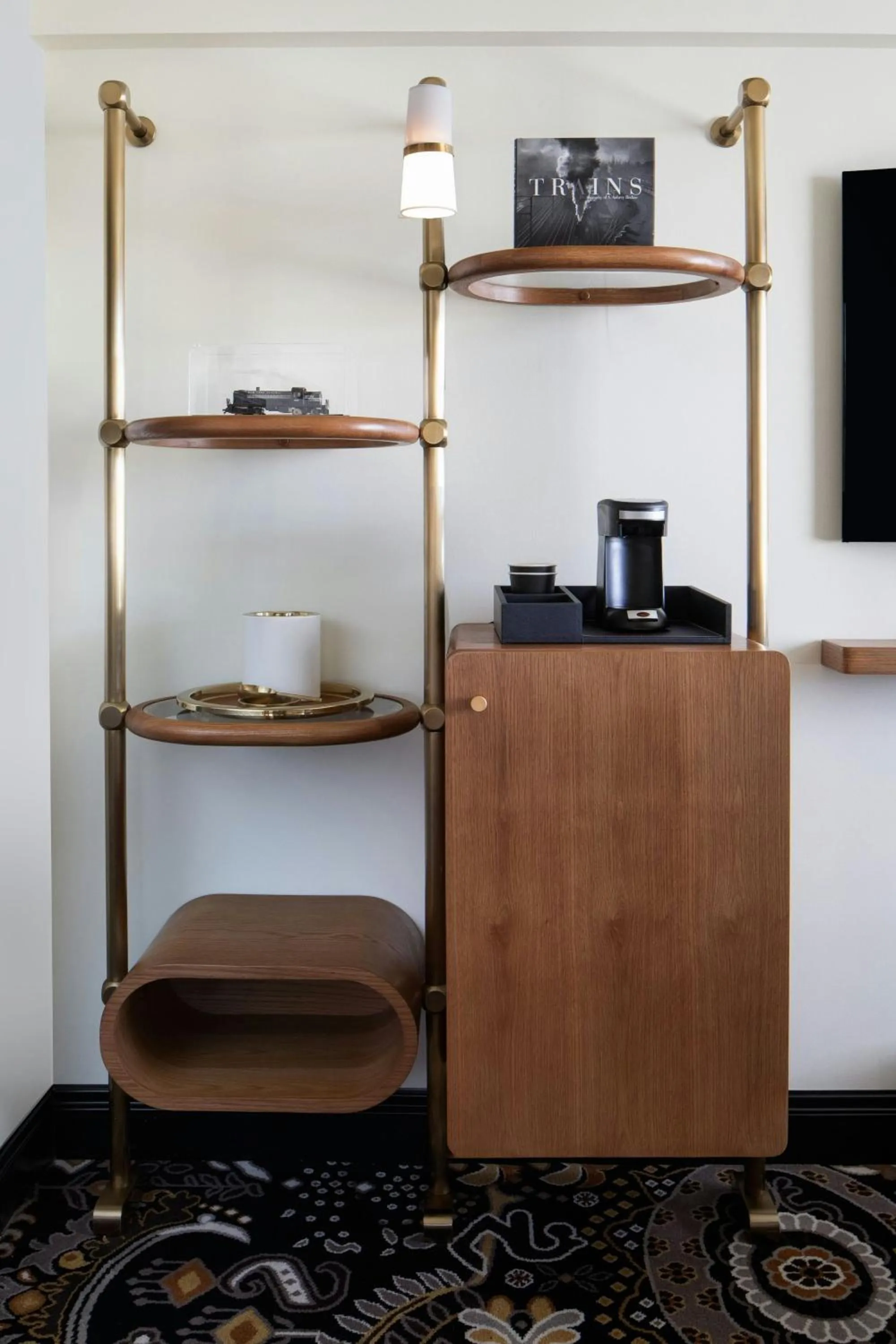 Lounge or bar in The LaSalle Hotel, Bryan College Station, a Tribute Portfolio Hotel