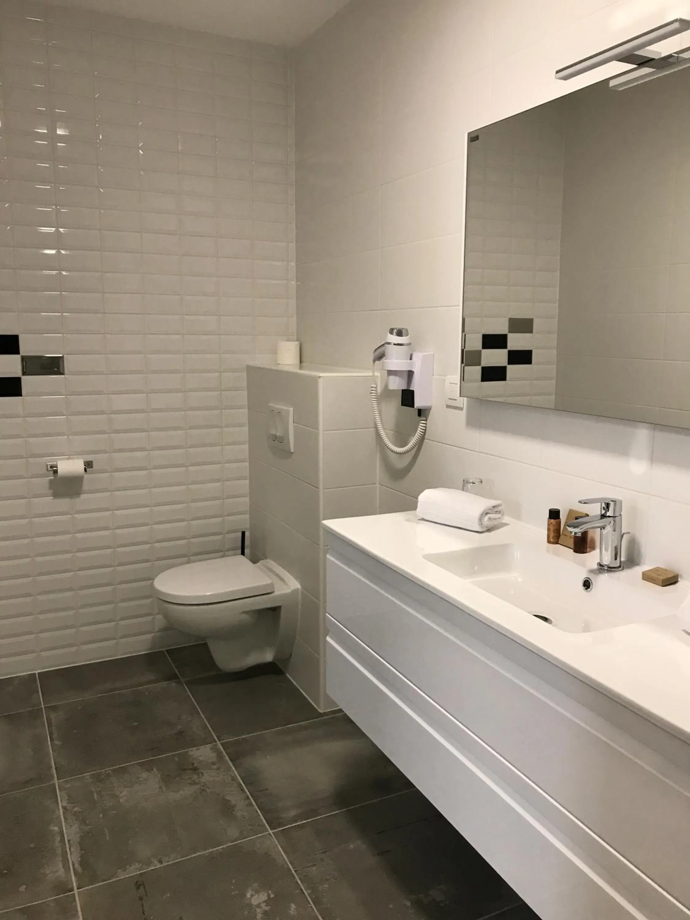 Bathroom in Hôtel La Fabrique