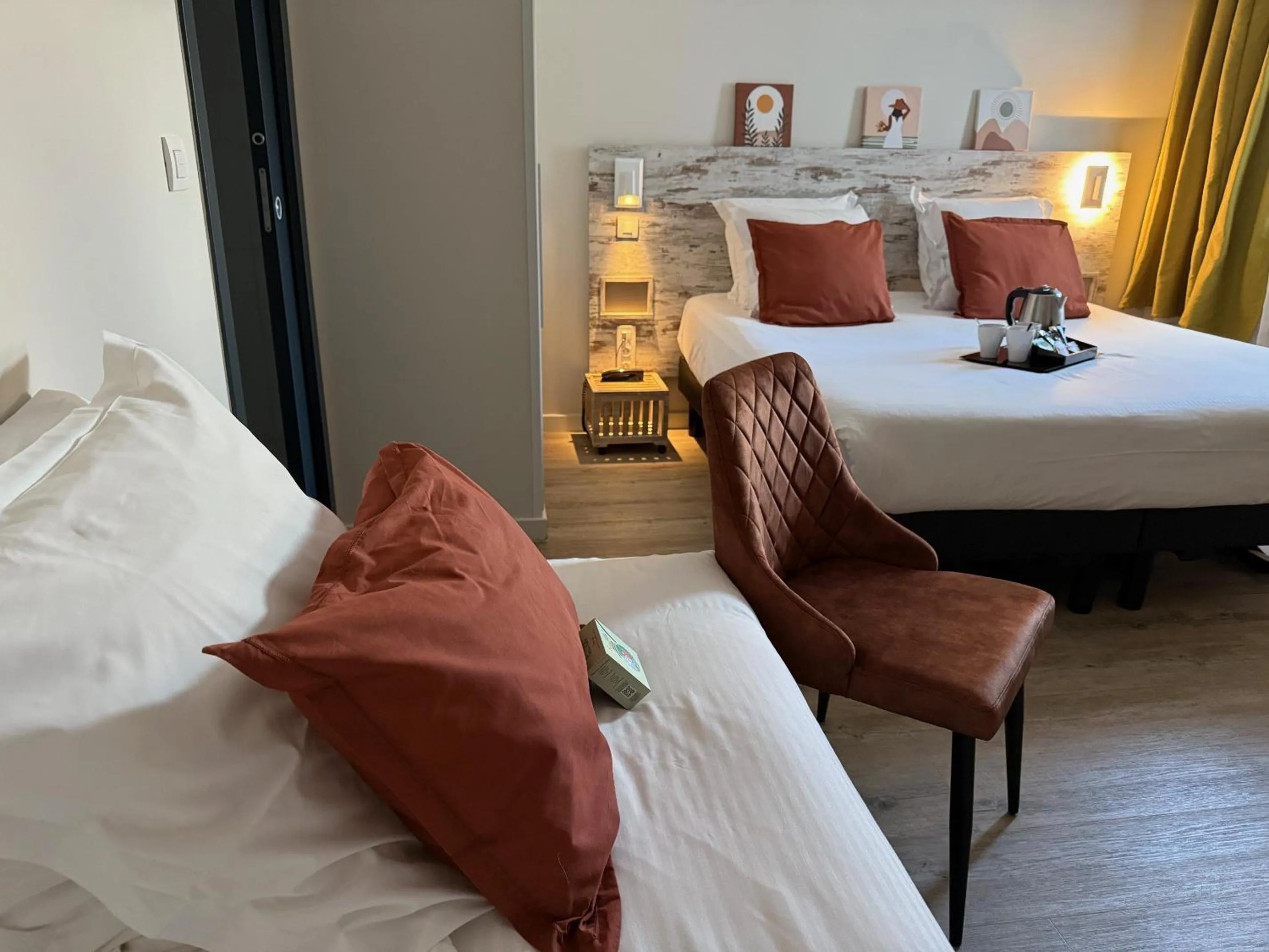 Bedroom, Bed in Hôtel La Fabrique