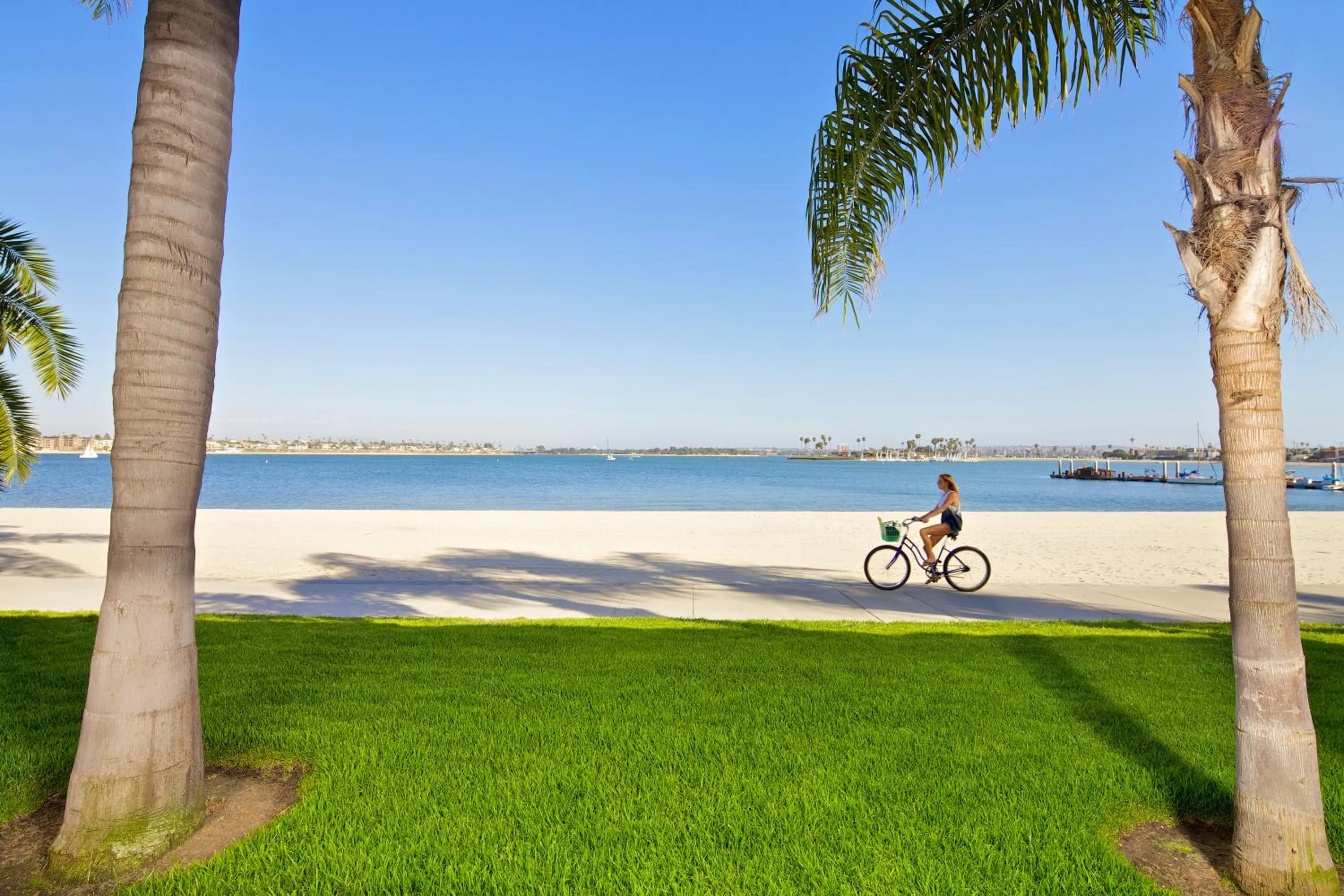 Area and facilities in Catamaran Resort Hotel and Spa