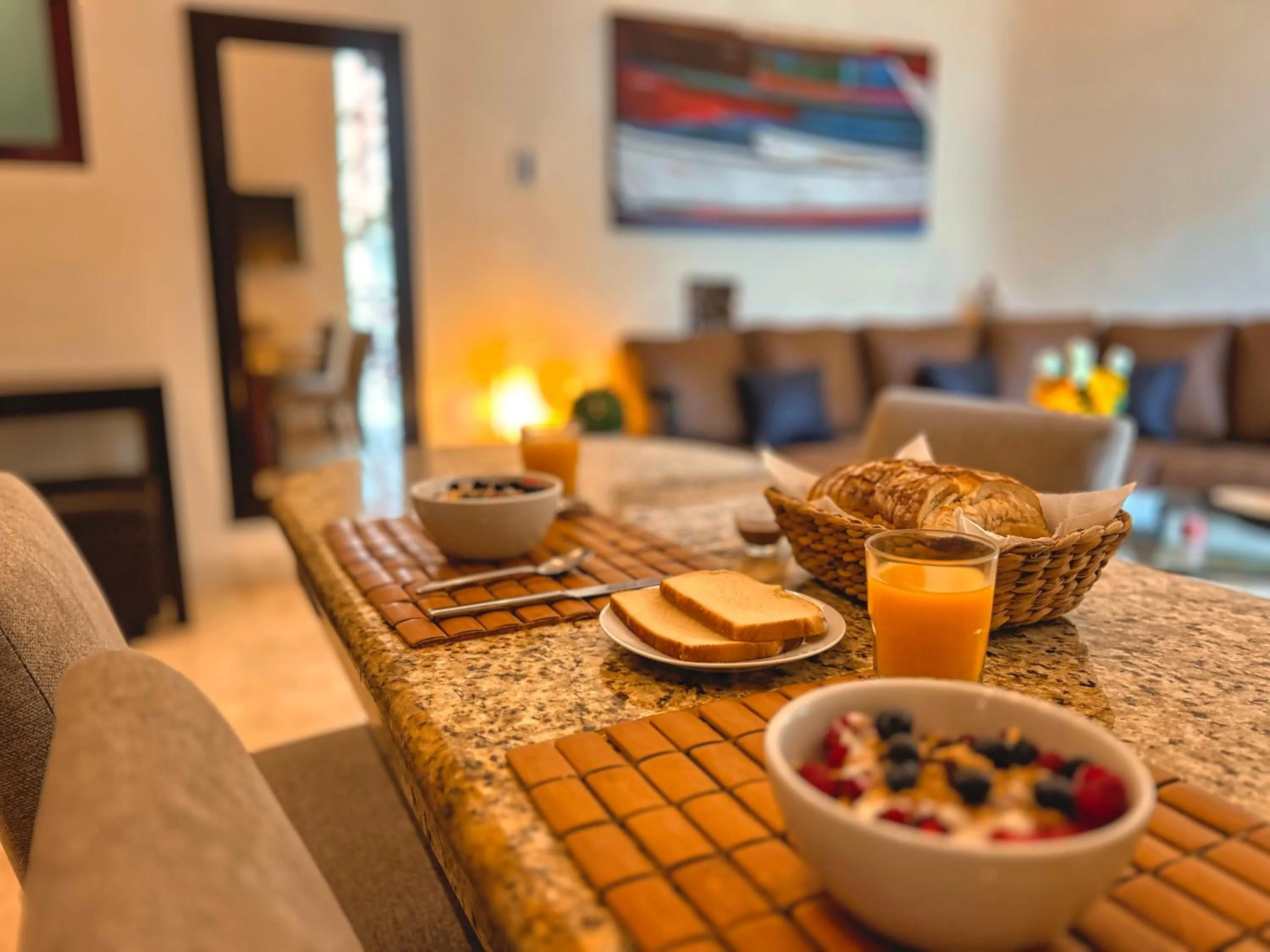 Dining area in Maya Villa Condo Hotel and Beachclub