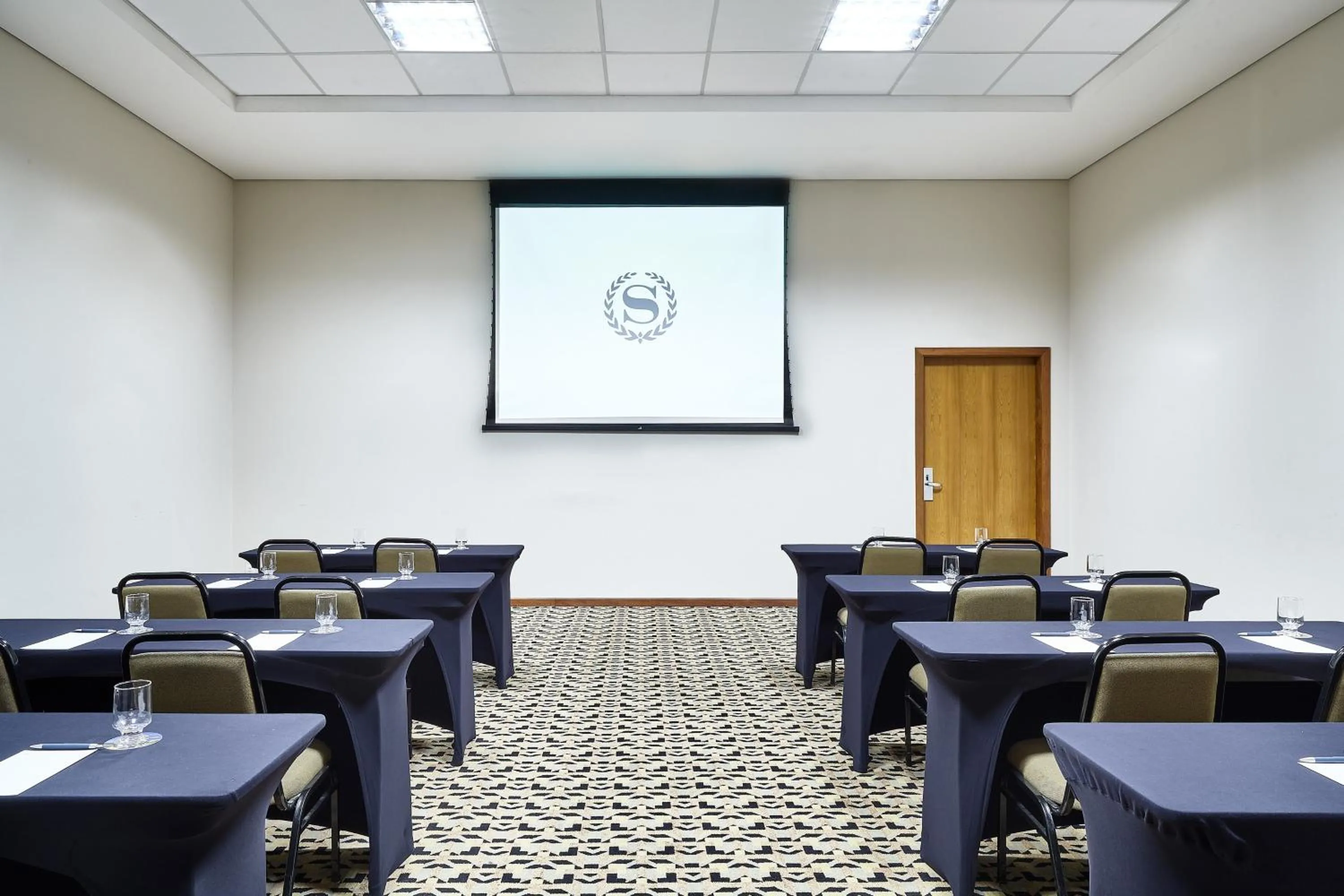Meeting/conference room in Sheraton Vitoria