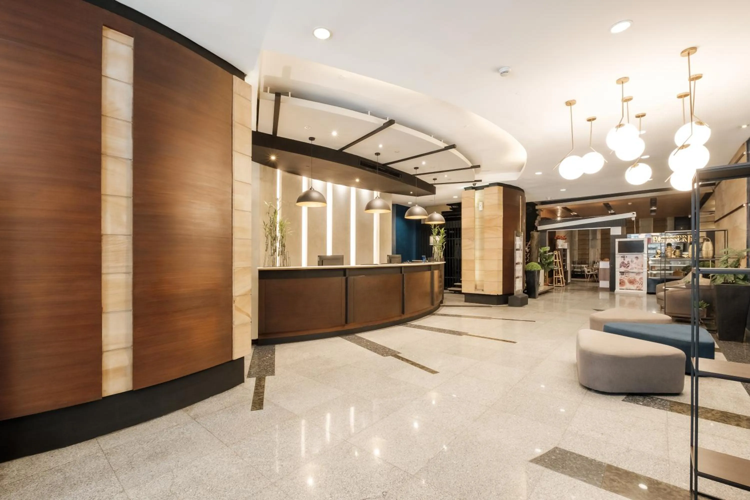 Lobby or reception in Greenhills Elan Hotel Modern - Newly Renovated