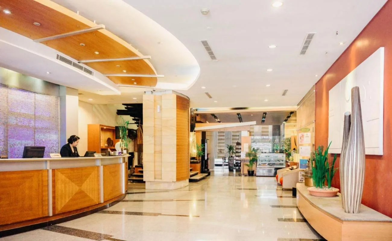 Lobby or reception in Greenhills Elan Hotel Modern - Newly Renovated